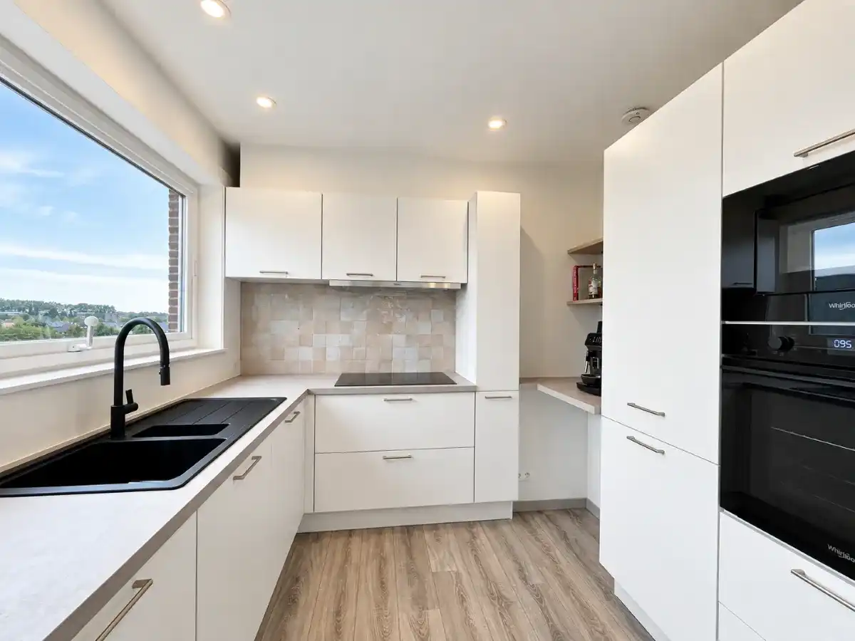 Ieper – Instapklaar appartement met groenzicht en 2 slaapkamers foto 9