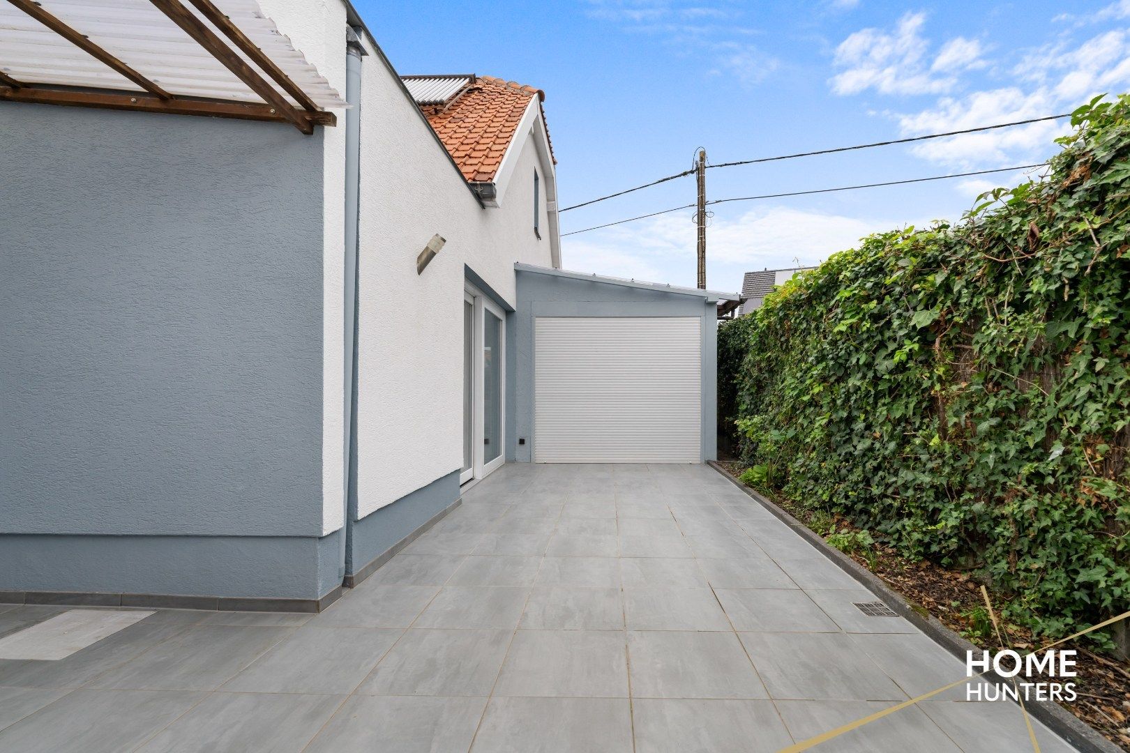 Gerenoveerde woning met 3 slaapkamers, zonnige tuin en een garage foto 11