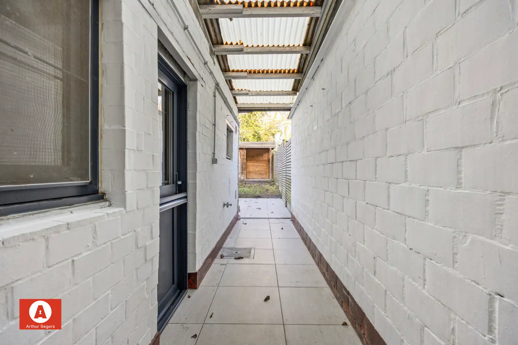 Instapklare gezinswoning pal bij centrum Buggenhout. foto 22