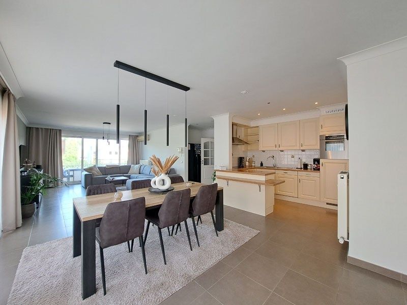 Gezellig ruim appartement te Dilsen-Stokkem foto 8