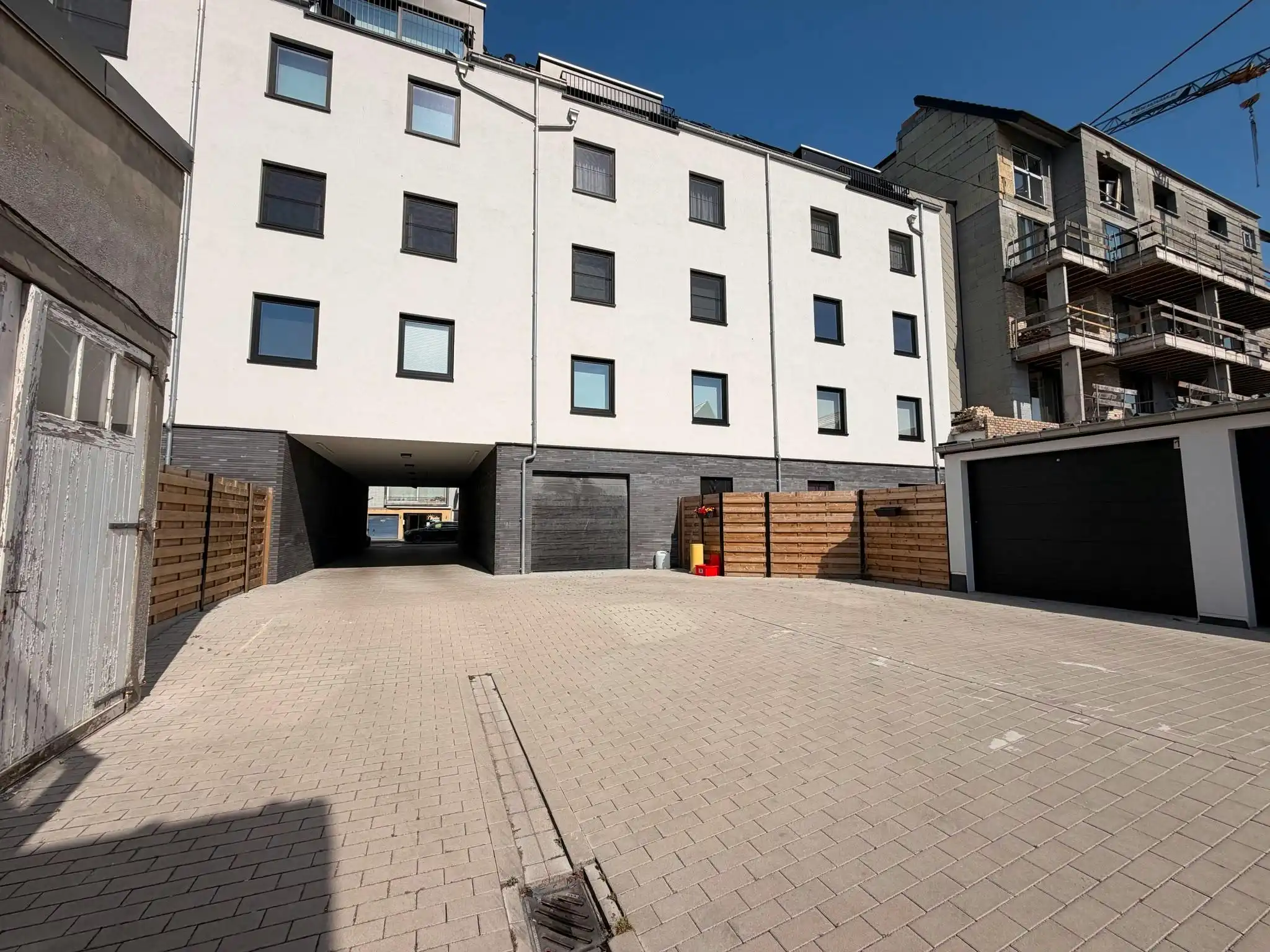Ruime garagebox te koop te Blankenberge foto 8