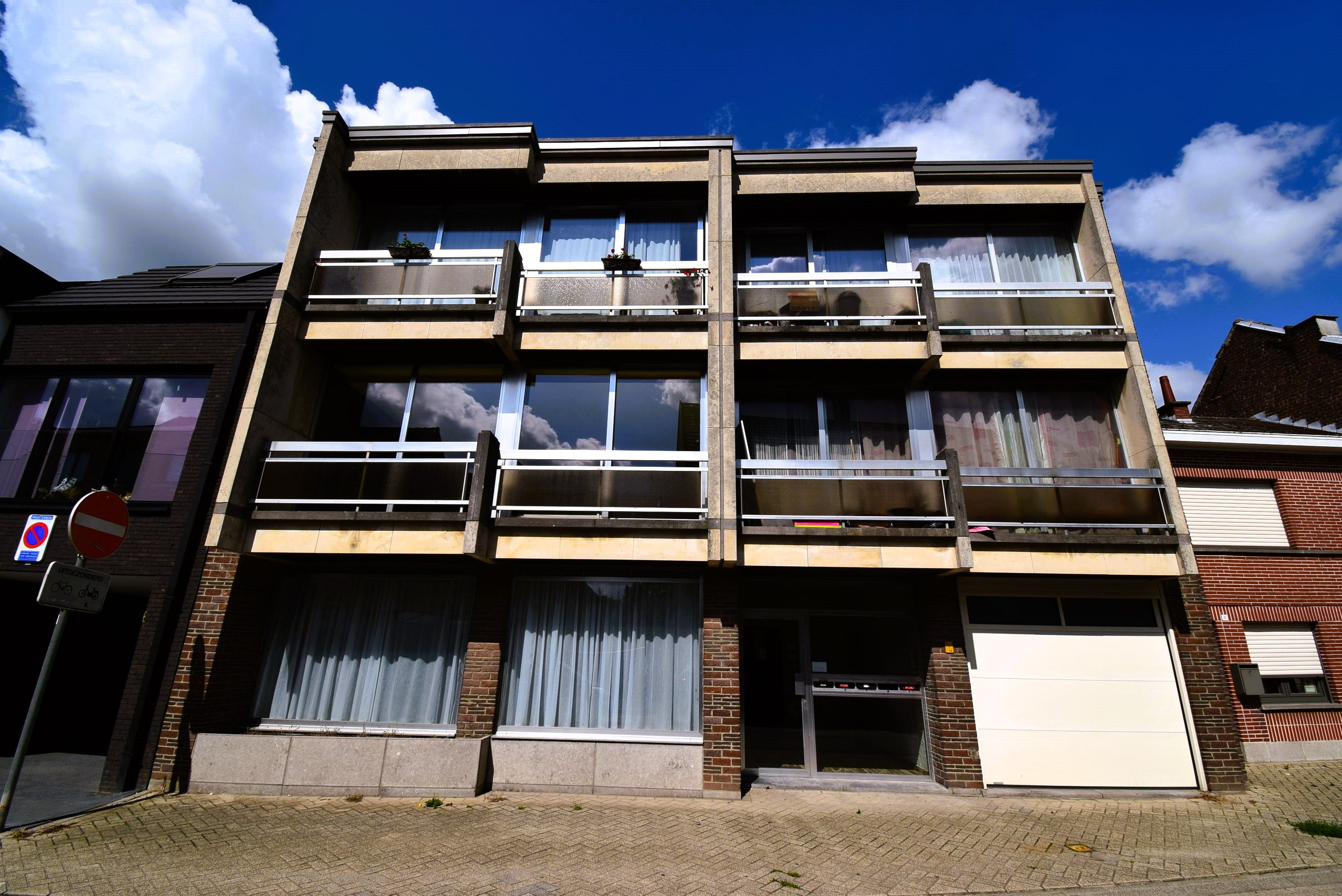 Gelijkvloers appartement  foto {{pictureIndex}}