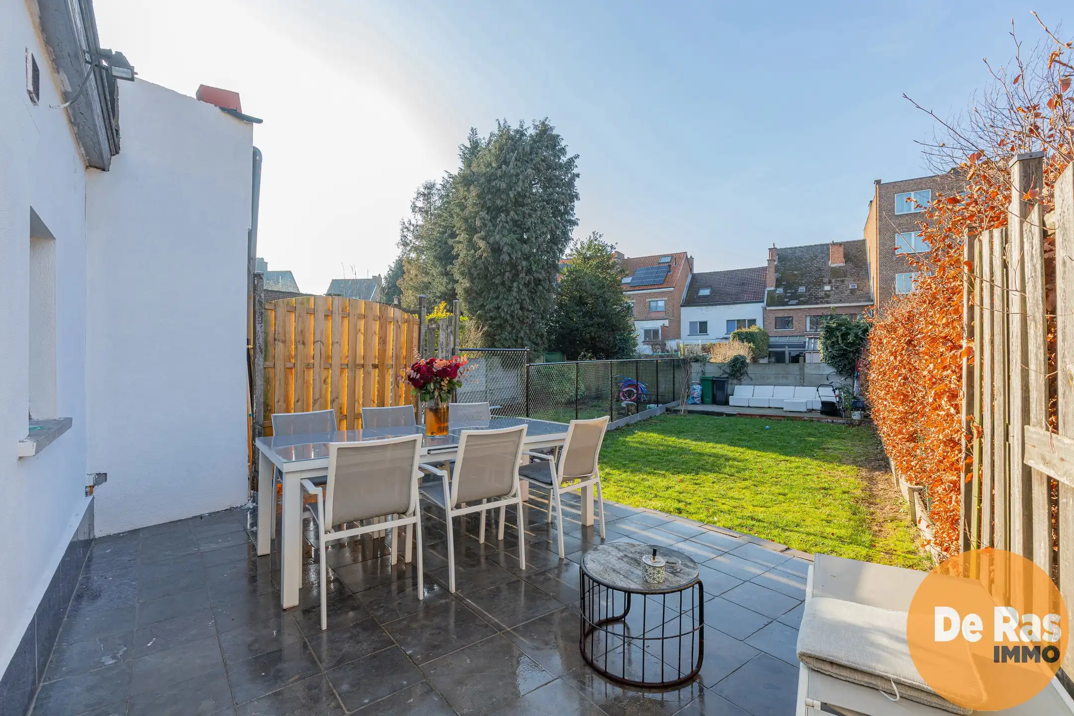 AALST – Centraal gelegen rijwoning met zuidwestgerichte tuin foto 2