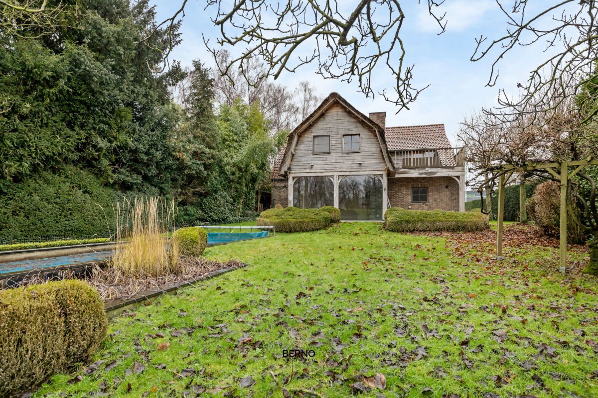 Uitzonderlijke woning op 1.134m² foto {{pictureIndex}}