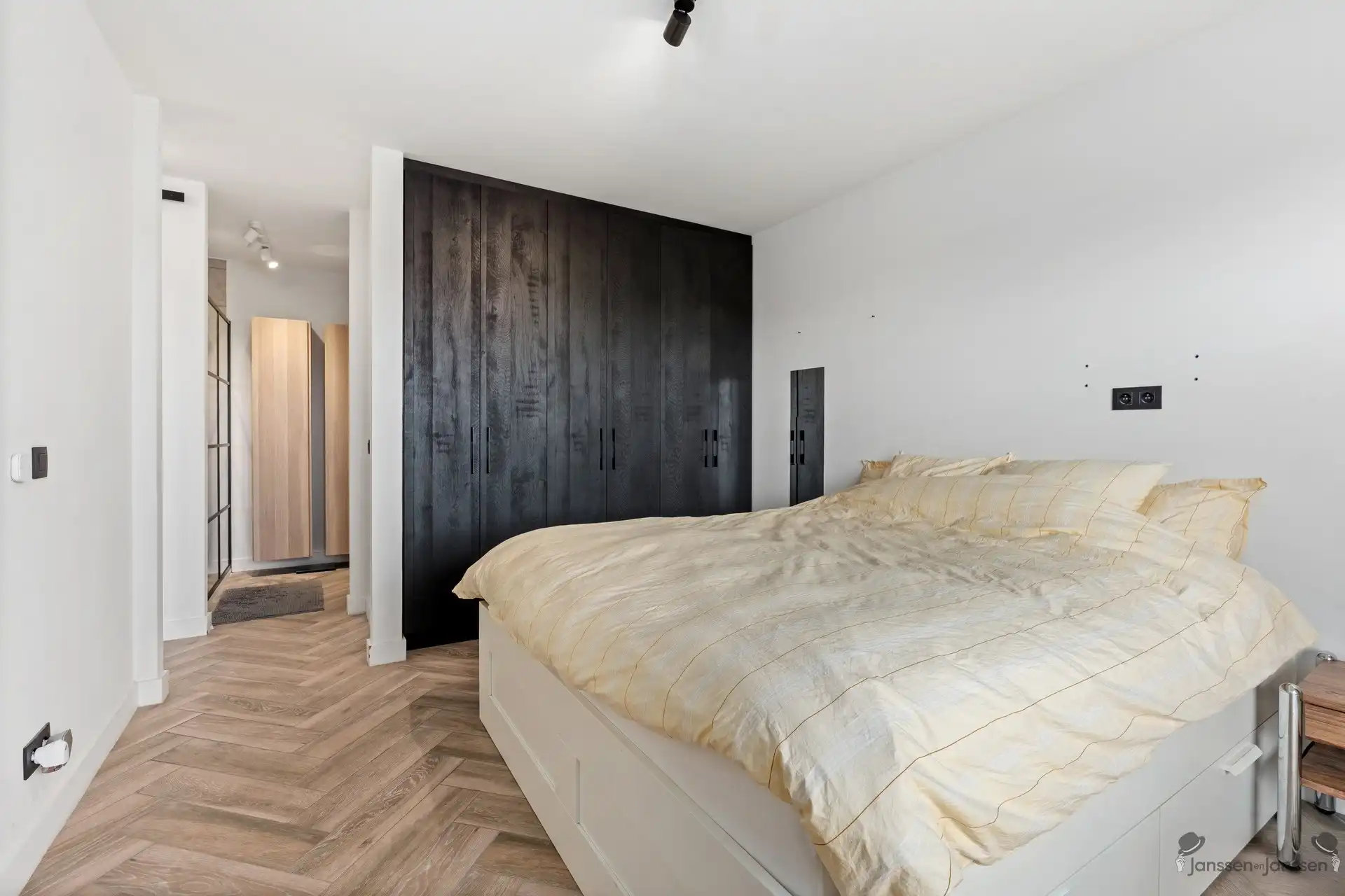 Gerenoveerd appartement  foto 11