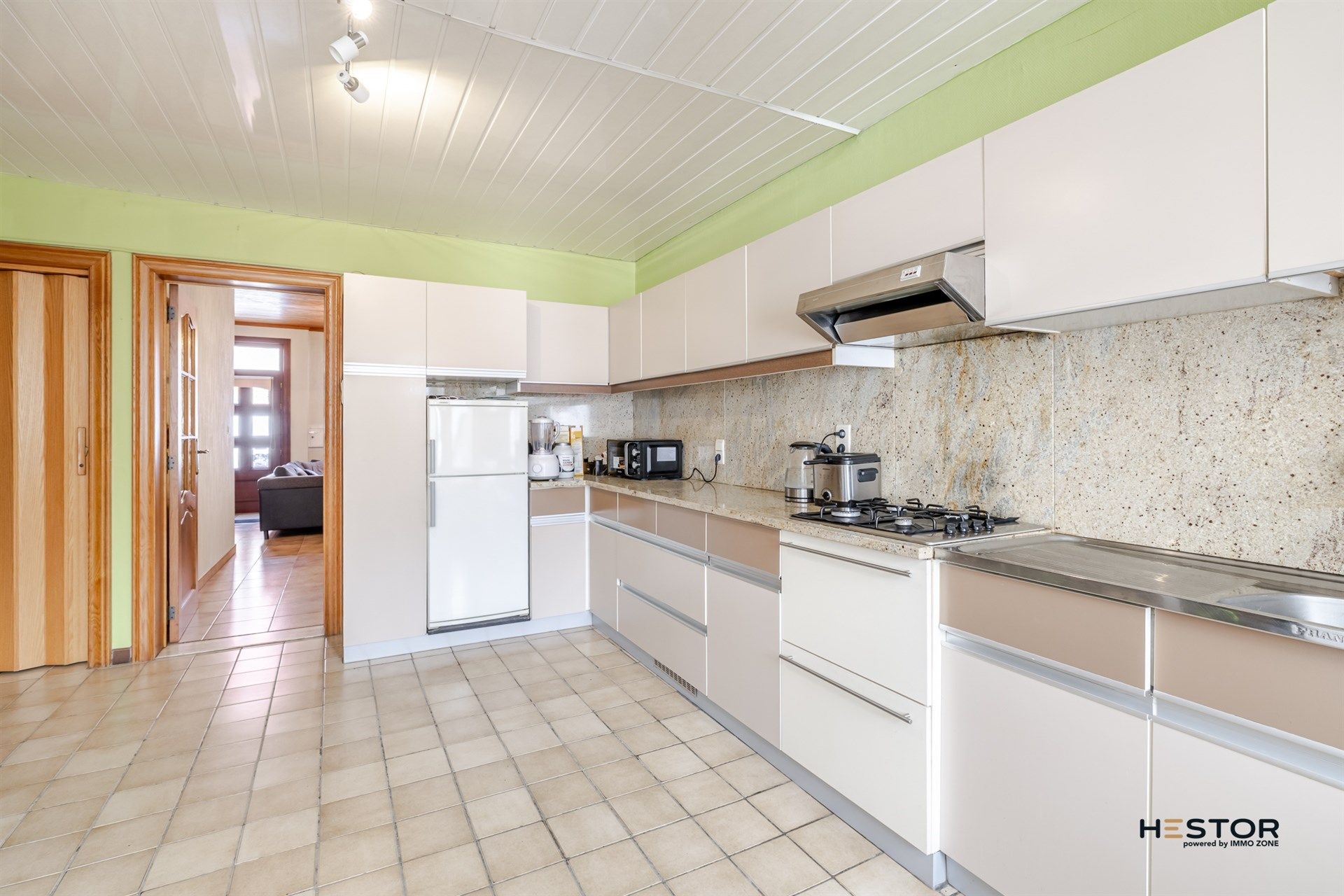 Charmante en gezellige woning in hartje Hamme! foto 6