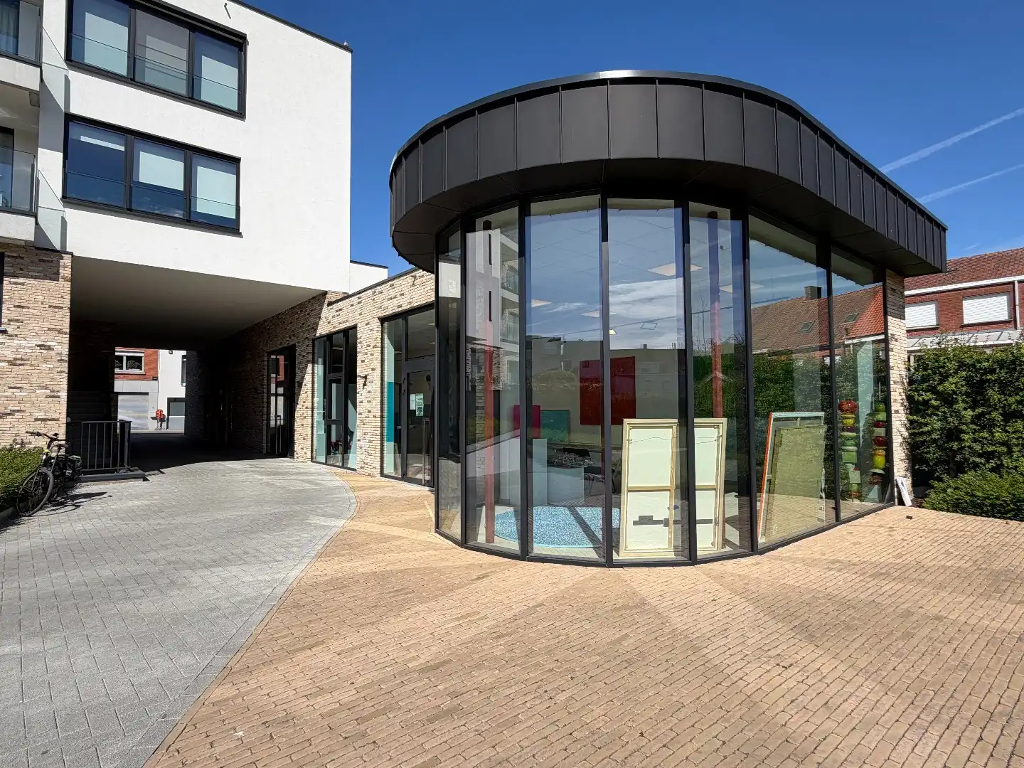Lichtrijke kantoor- of praktijkruimte van 88 m2 in het centrum van Lauwe! foto 12