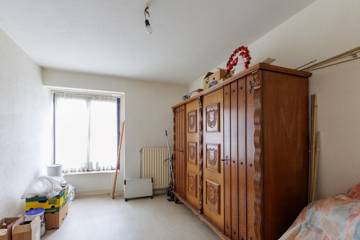 * VERKOCHT * Ruim Appartement in de stad foto 13