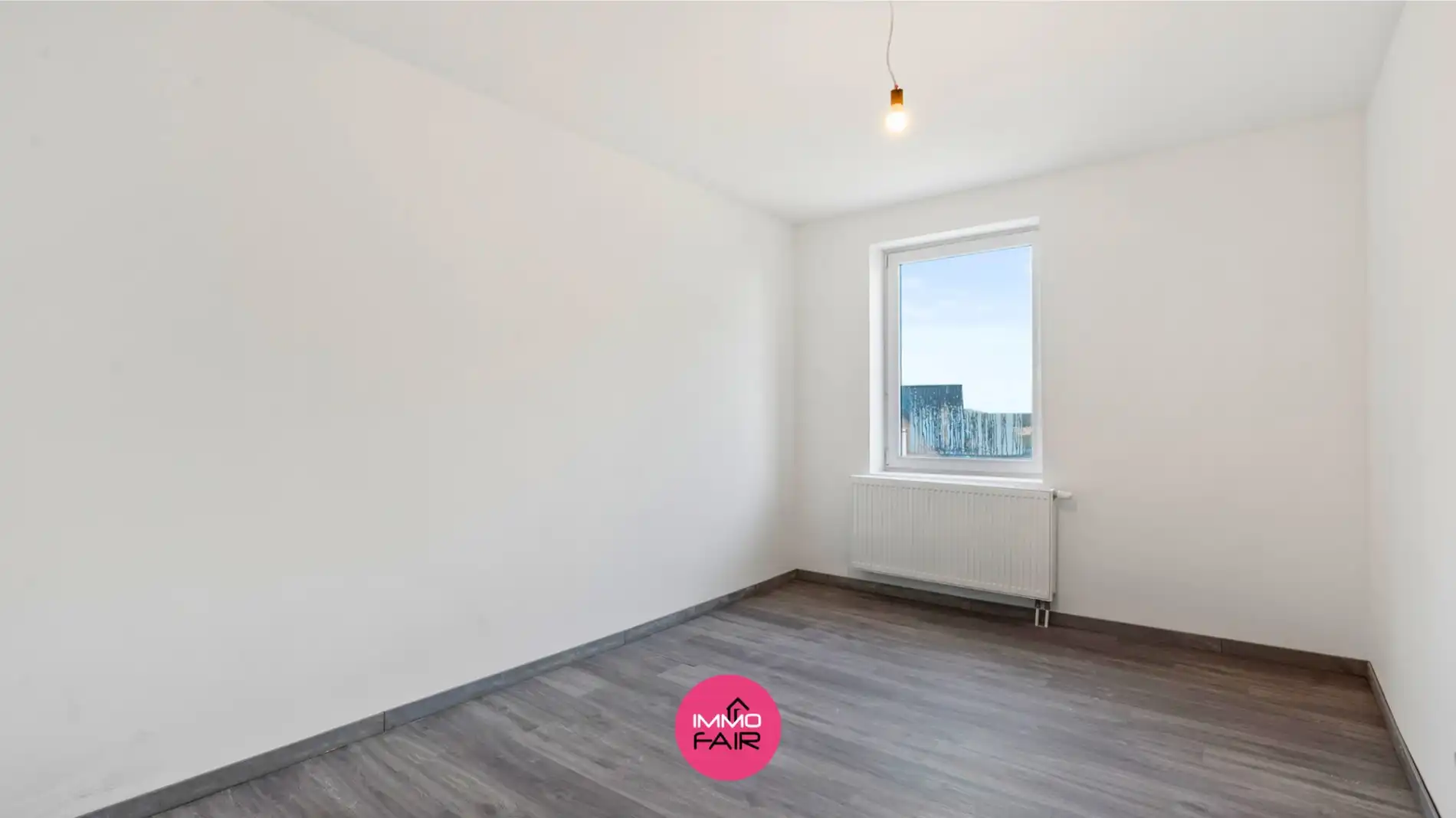 Instapklare, gerenoveerde woning vlakbij centrum Bilzen! foto 8