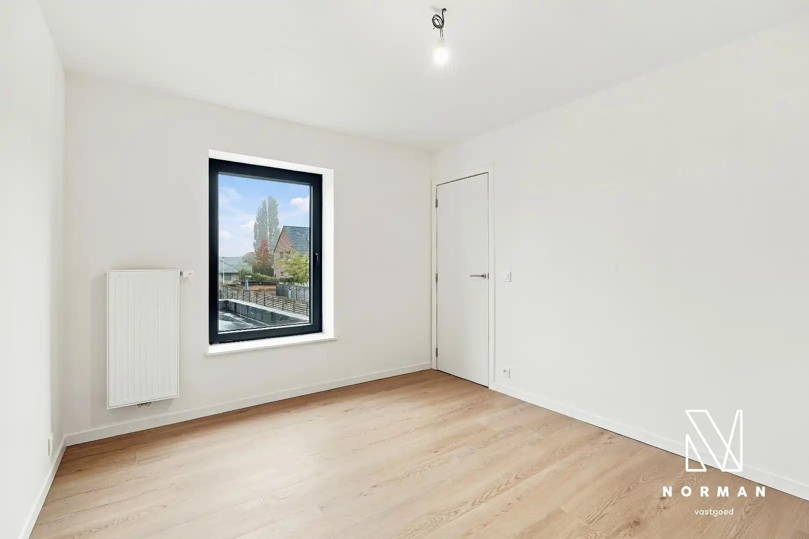 Grote woning met grote garage, 3 kamers en vele troeven! foto 18