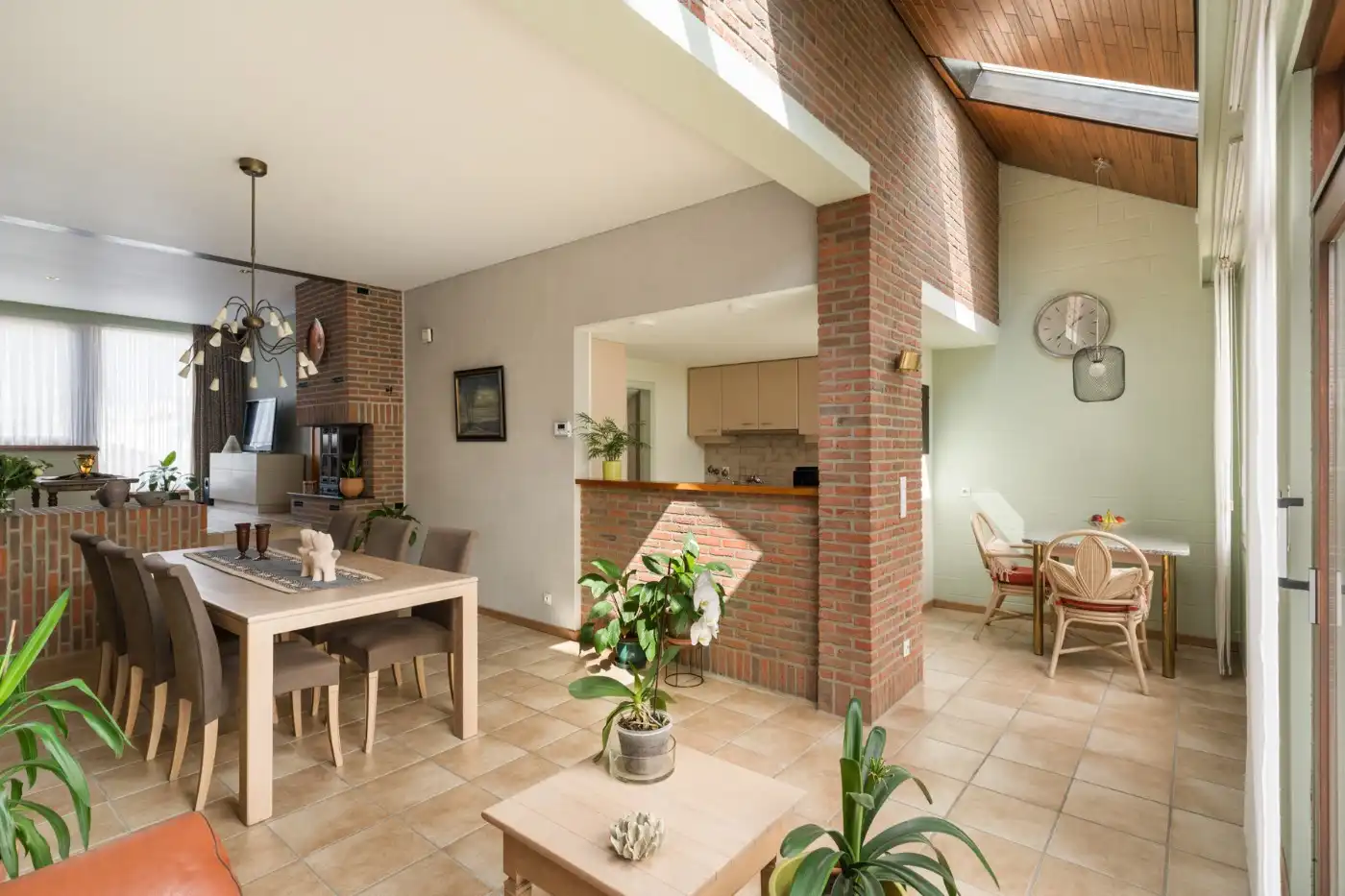 Instapklare HOB met 5 slpk., garage en zuid-tuin foto 8