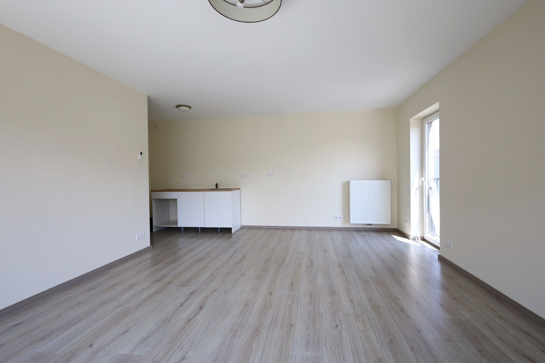 Lichtrijk appartement met terras foto 6