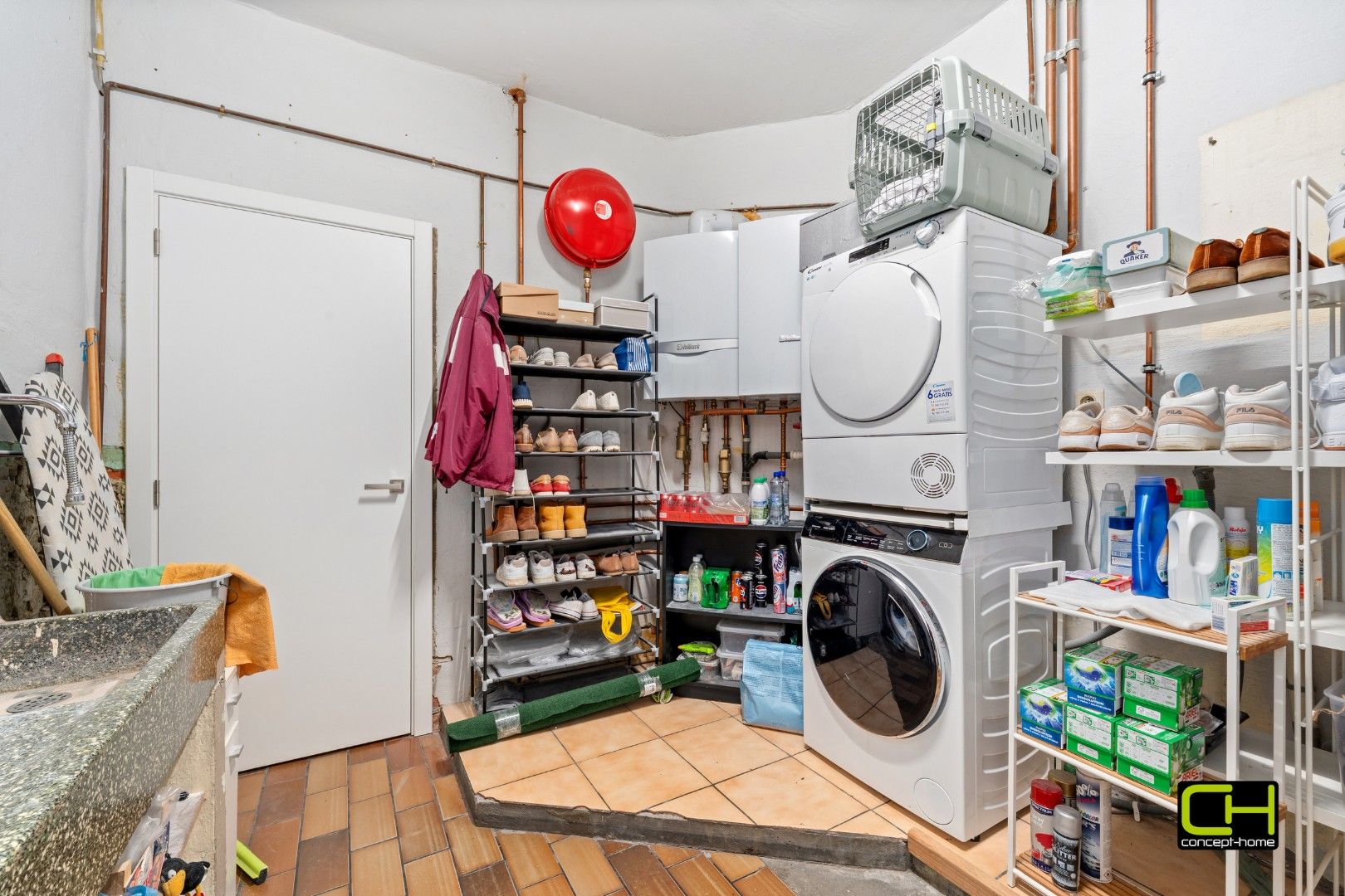 Ruime gezinswoning met drie slaapkamers te koop in Lovendegem foto 15