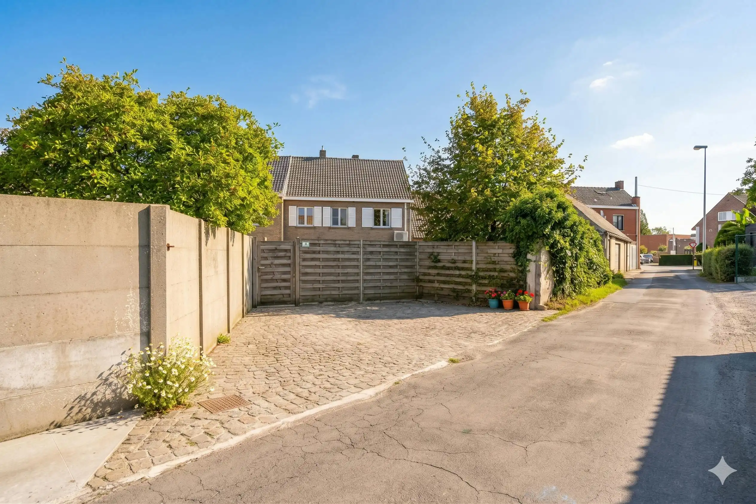 Moderne en instapklare gezinswoning met tuin in Koolskamp foto 21