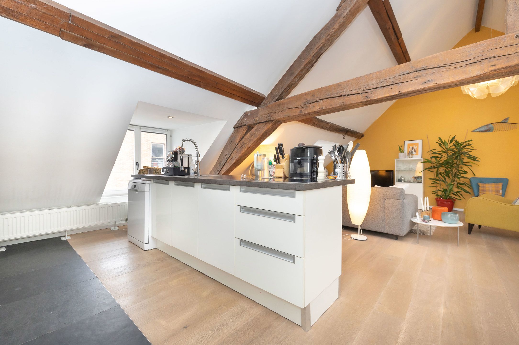 Duplex met 3 slaapkamers - In uitstekende staat! foto 2