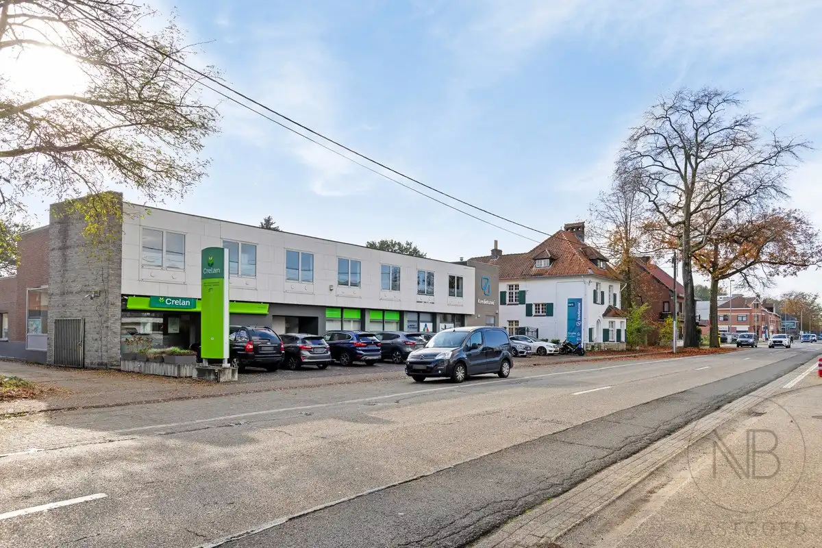 Instapklare en goed gelegen kantoorruimte foto 2