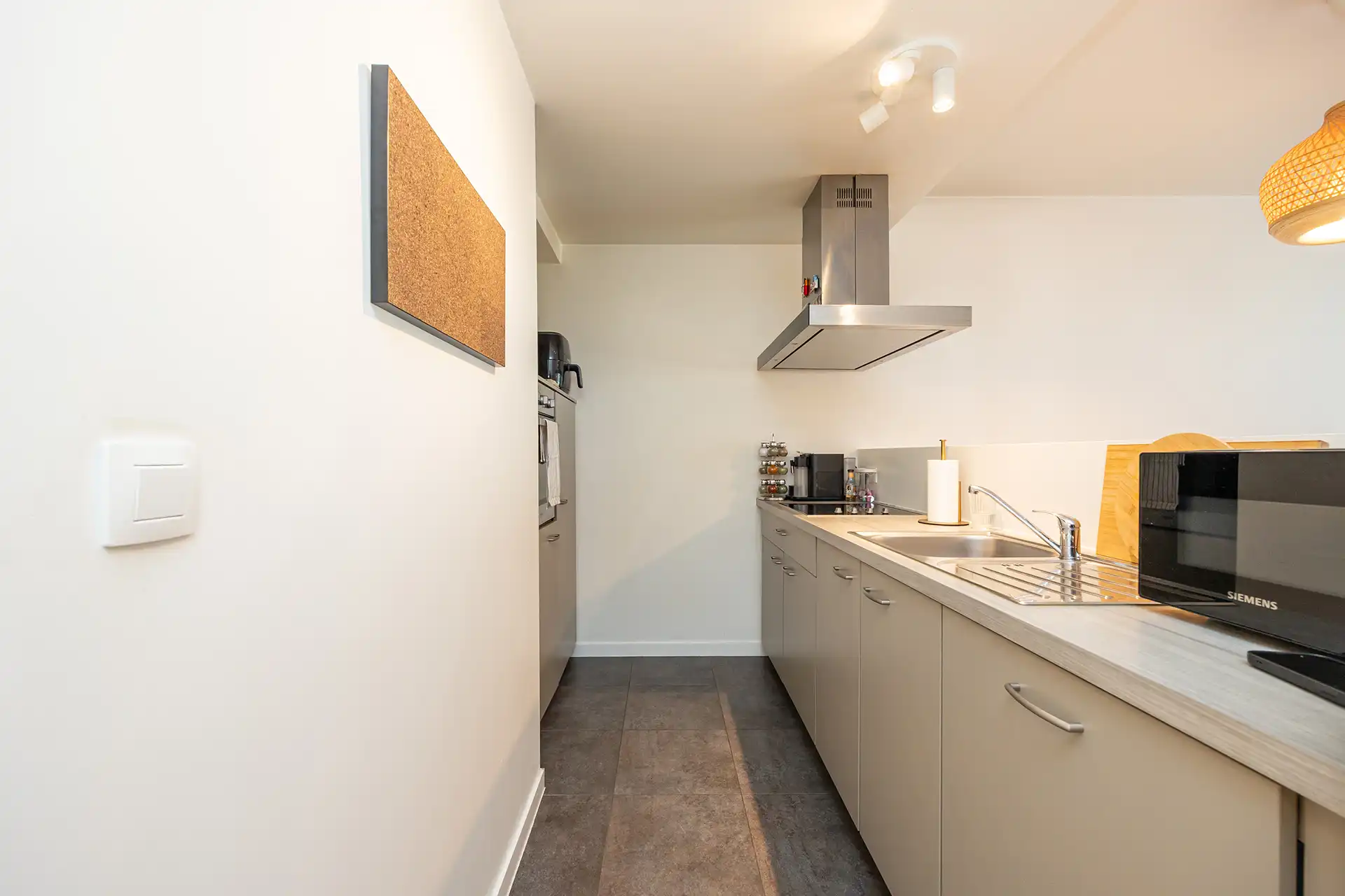 Instapklaar 1-slaapkamerappartement vlak aan de Schelde. foto 5