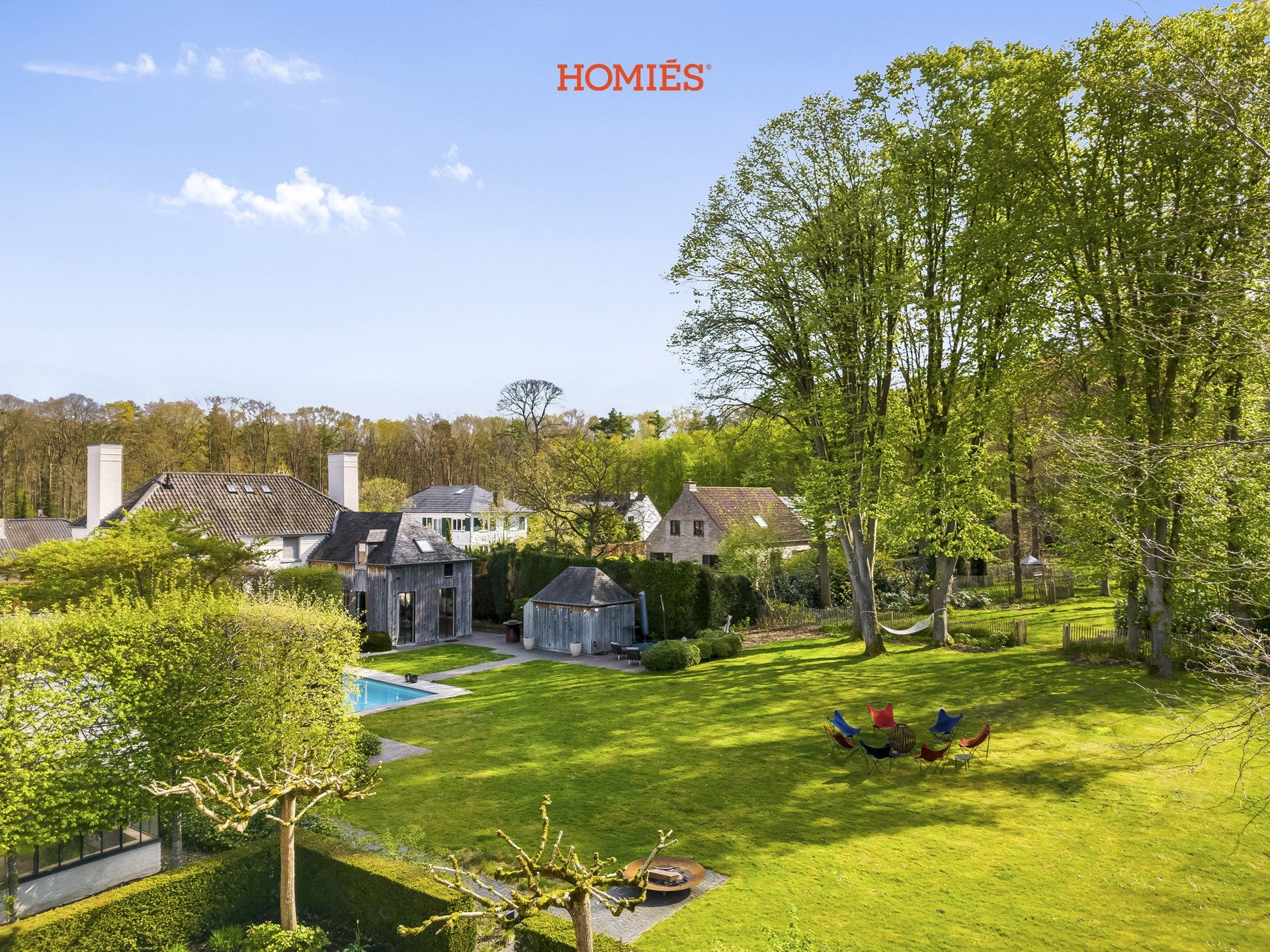 High-end villa op prime location foto 24