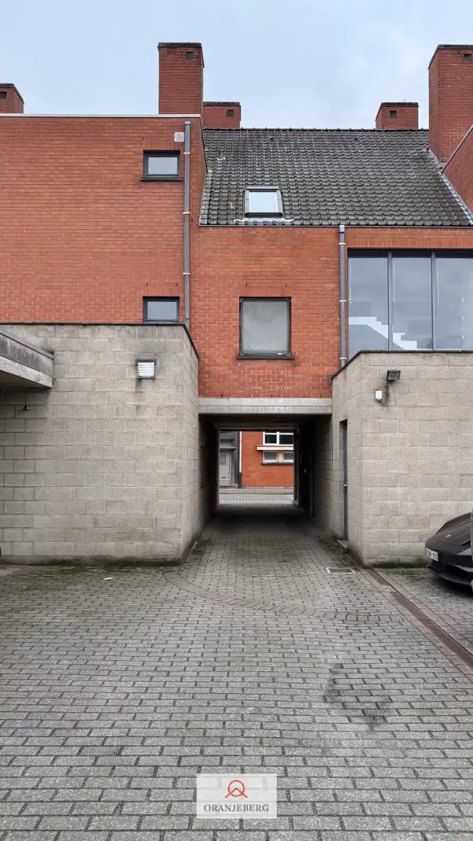 Lichtrijke studio gelegen in het centrum van Wetteren foto 24