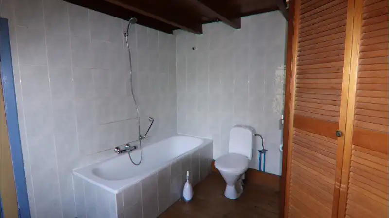 Comfortabele 3-slaapkamerwoning met Tuin en Carport te huur in Moerkerke Damme foto 6