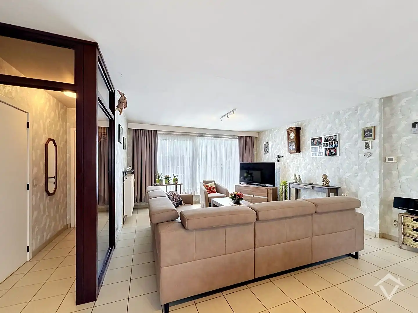 Duplex appartement met 2 slaapkamers groot terras te Handzame foto 4