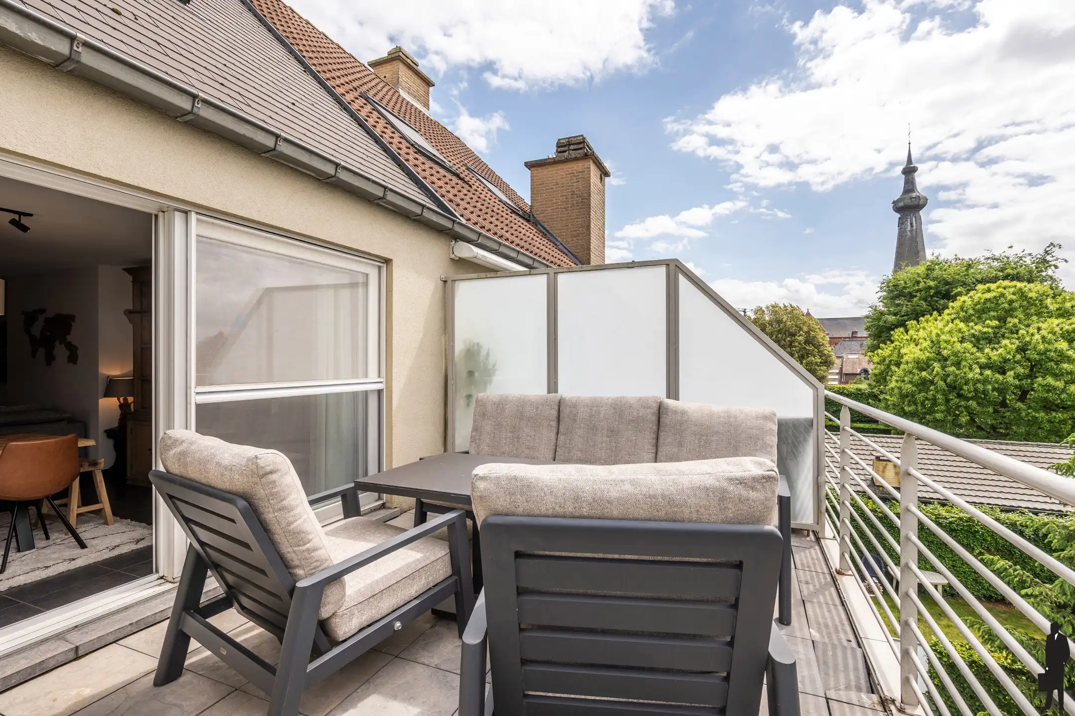 Duplex met 4 slaapkamers en terras nabij centrum van Oelegem foto 6