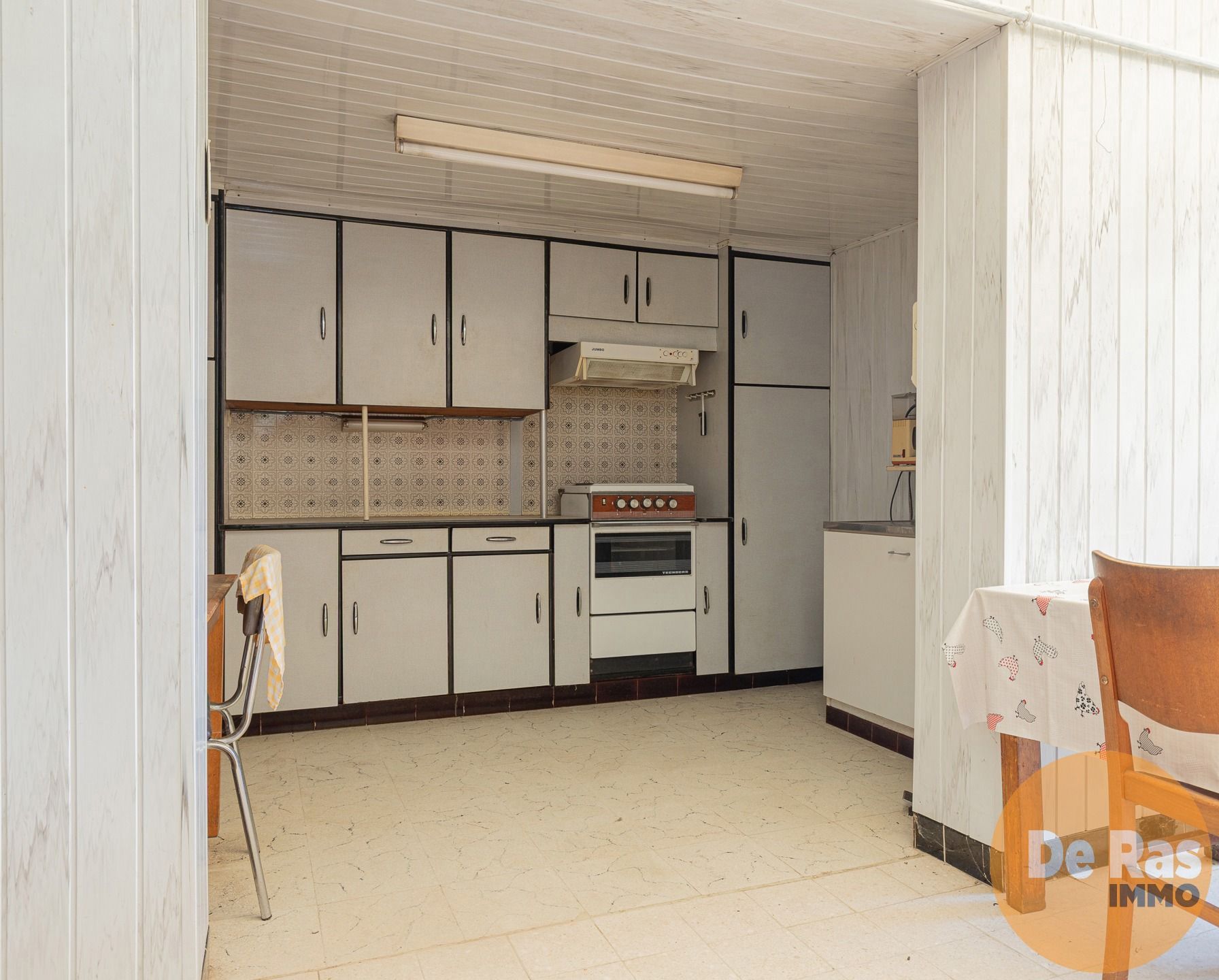 Lede - Op te frissen woning gelegen in het centrum foto 8