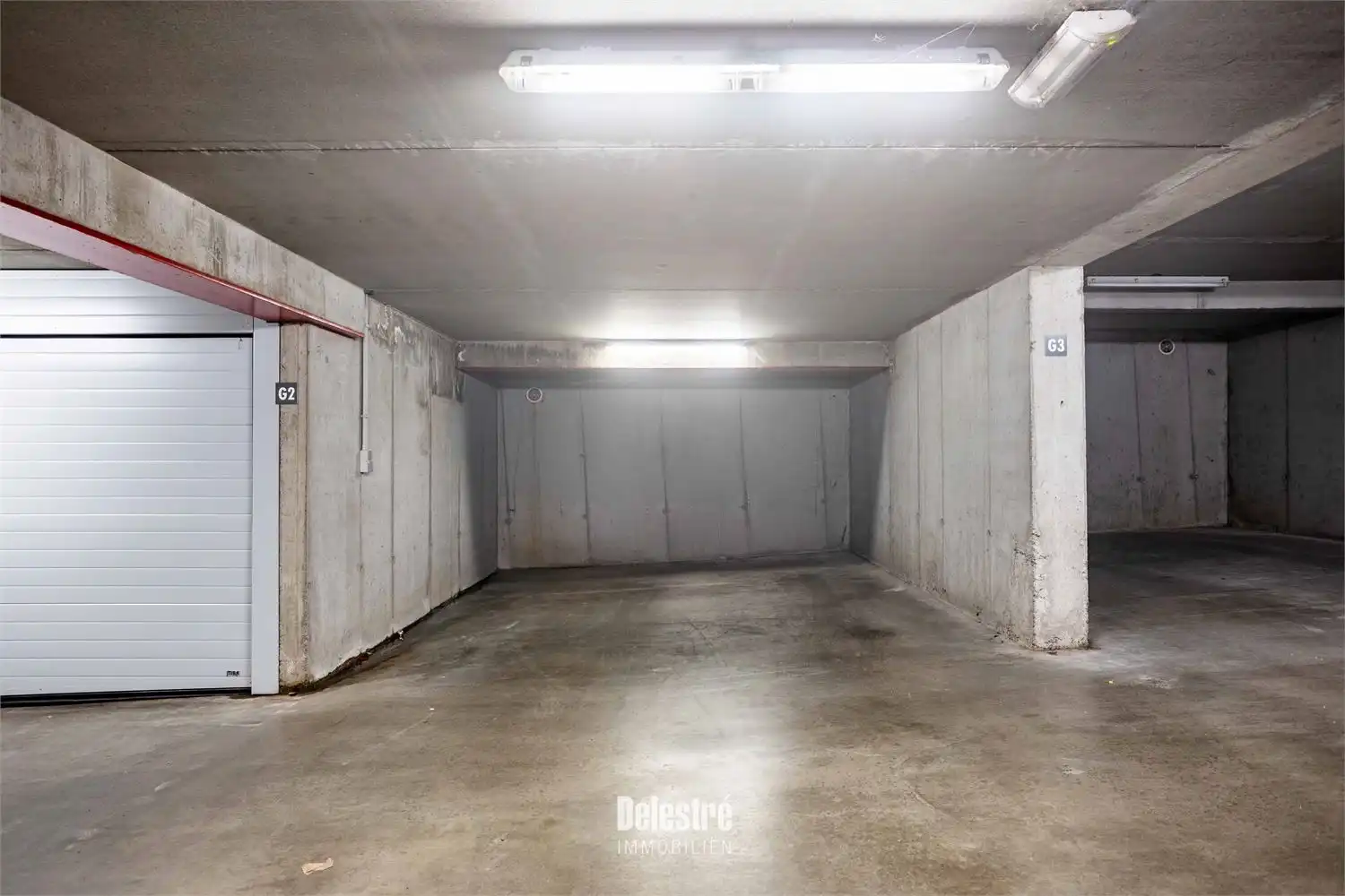 MODERN APP. 3 SLPK. EN RUIM TERRAS MET TUIN INCLUSIEF PARKING foto 7