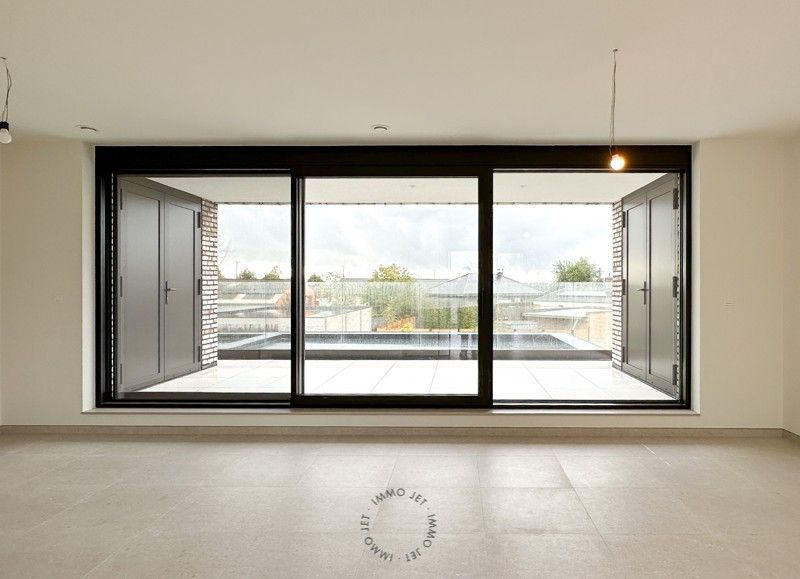 Prachtig gelegen nieuwbouwappartement met drie slaapkamers, groot terras en autostaanplaats foto 10