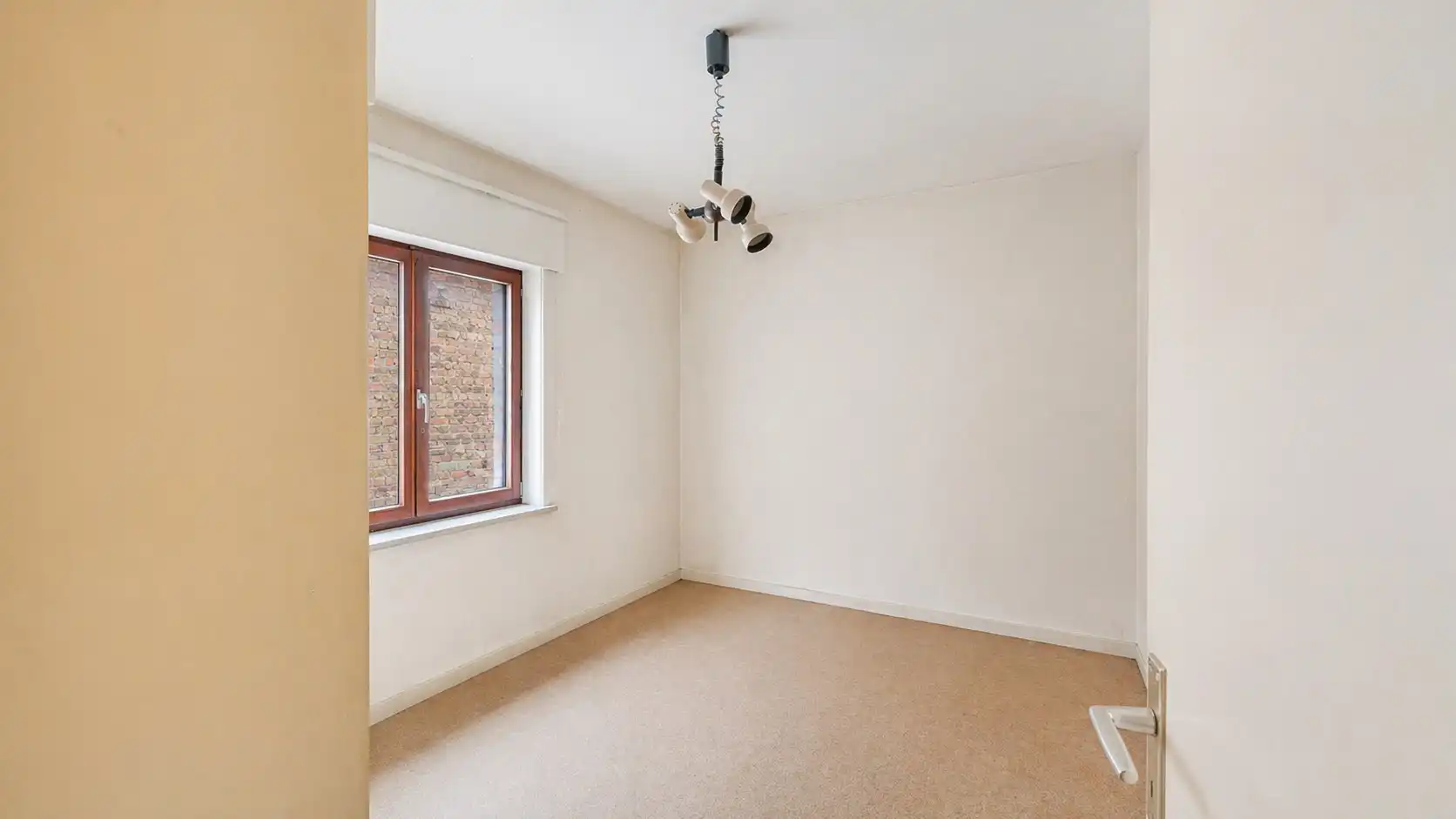 Grote woning met veel potentieel te Heist foto 19