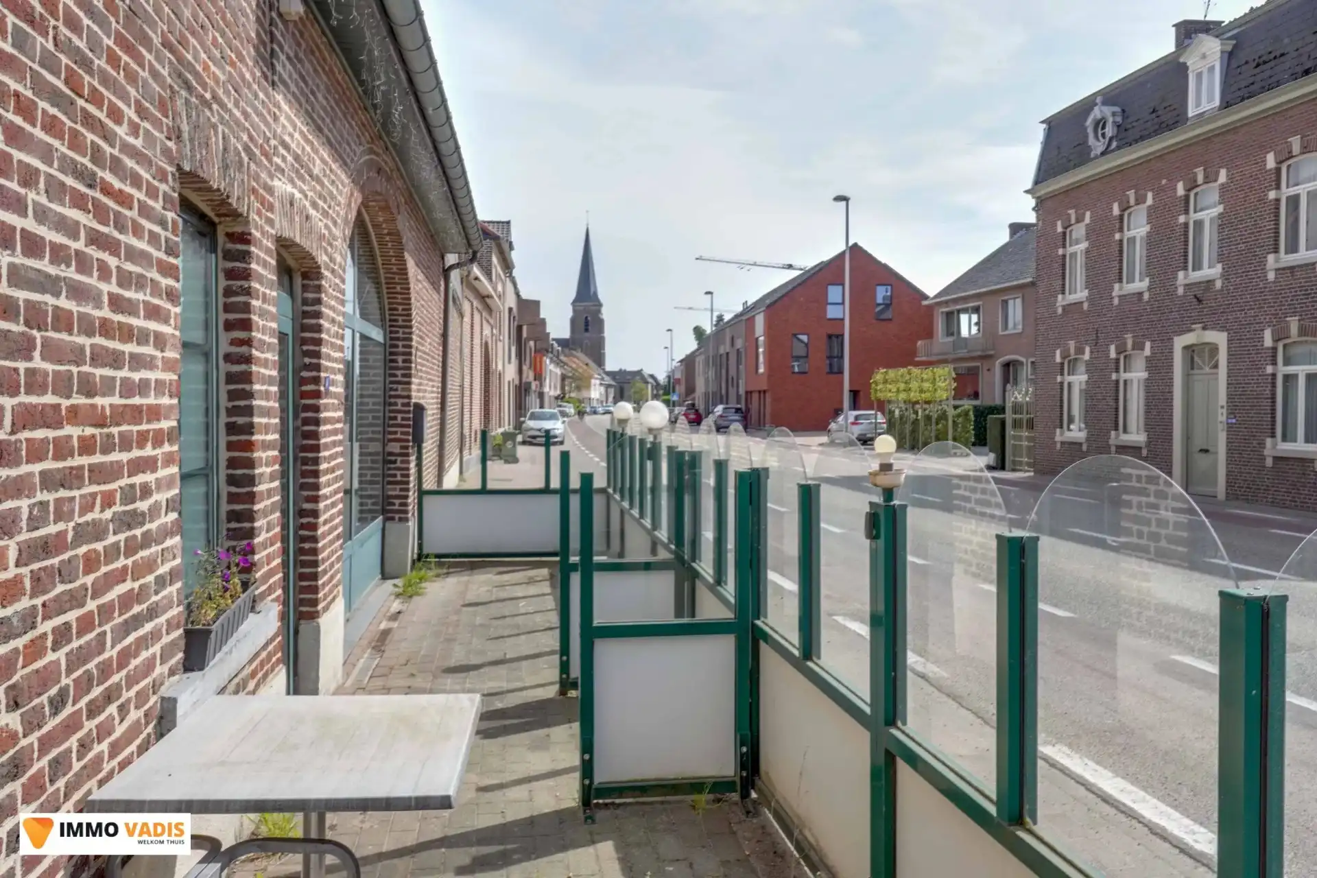Handelshuis met commerciële topligging in Bilzen foto 5