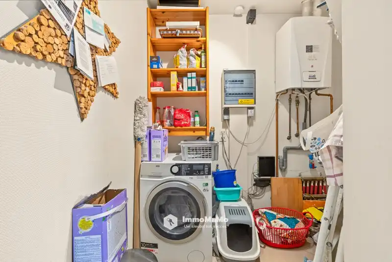 RUIM DAKAPPARTEMENT MET 3 GARAGES EN ZALIG DAKTERRAS TE KOOP foto 11