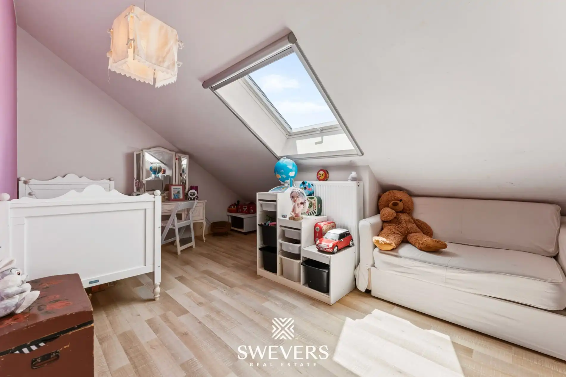 Riante 4 slaapkamer woning in Vucht foto 25