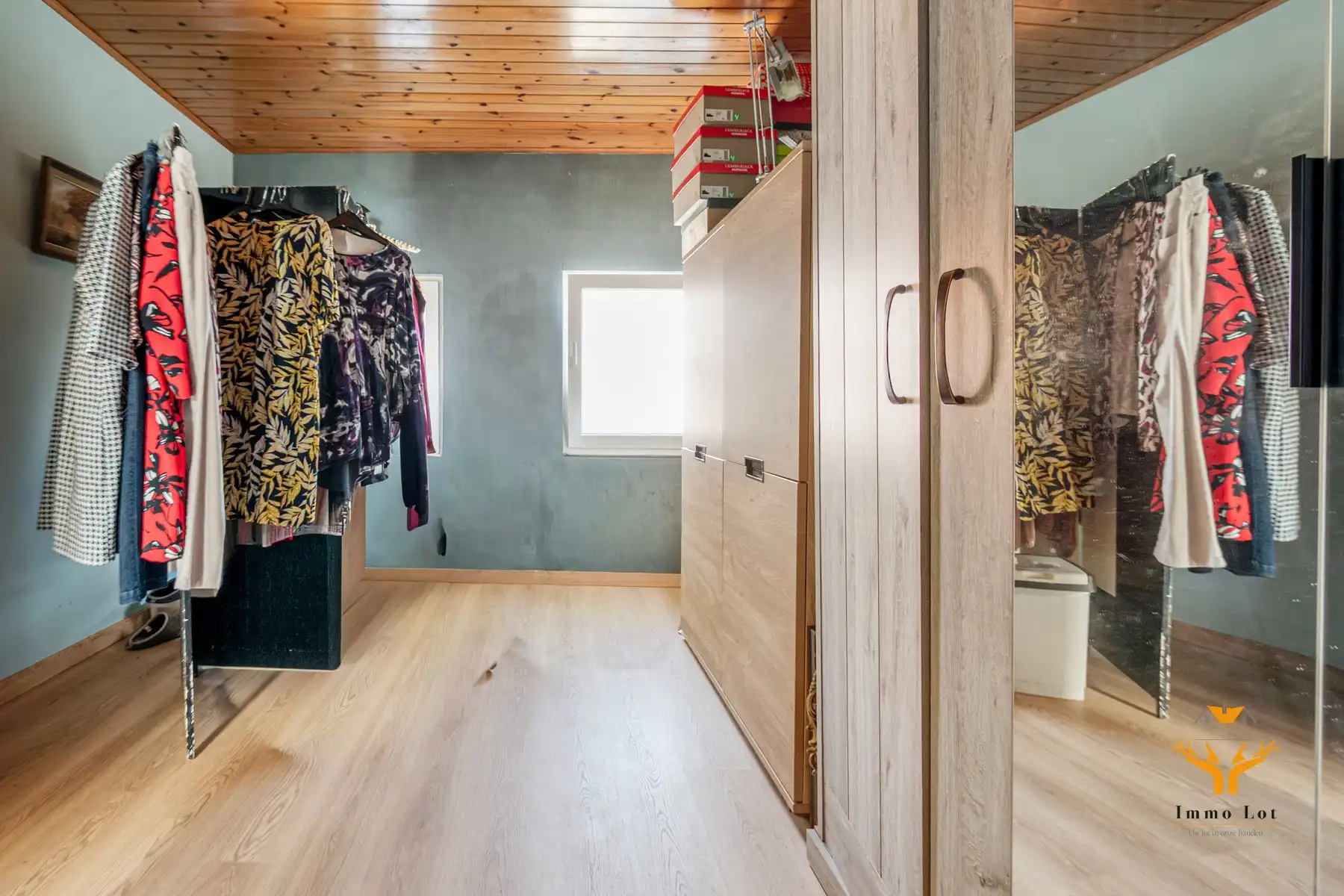 Ruime woning met 3 slaapkamers en magazijn foto 5