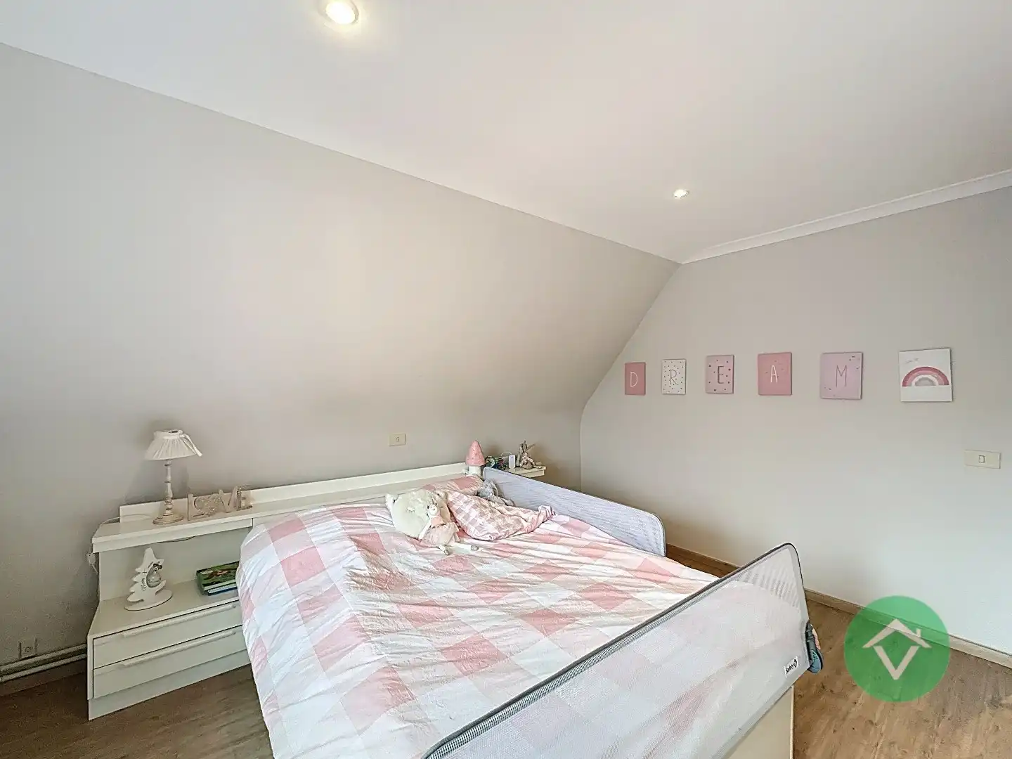 Exclusieve alleenstaande villa met zonnige tuin in een gegeerde woonomgeving te Koekelare foto 23