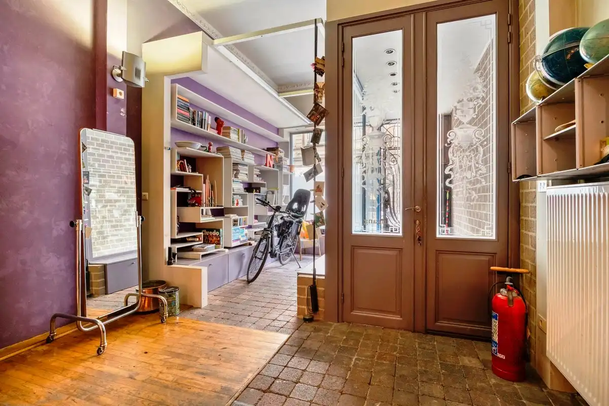 Aantrekkelijk burgerhuis met zonnige tuin en voormalig atelier foto 21