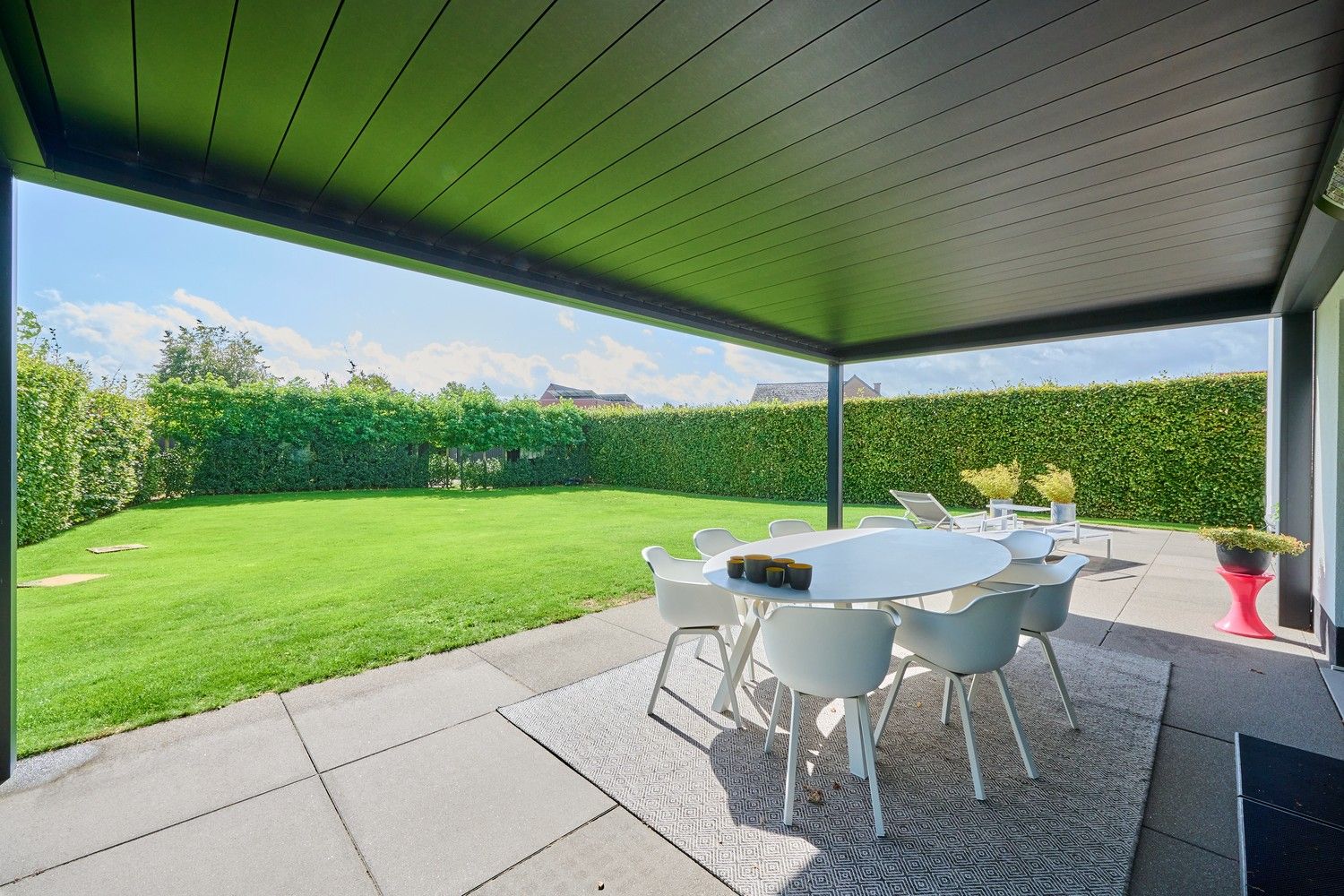 Wonen in pure architectuur - designvilla met super-de-luxe afwerking op fraai gelegen perceel foto 26