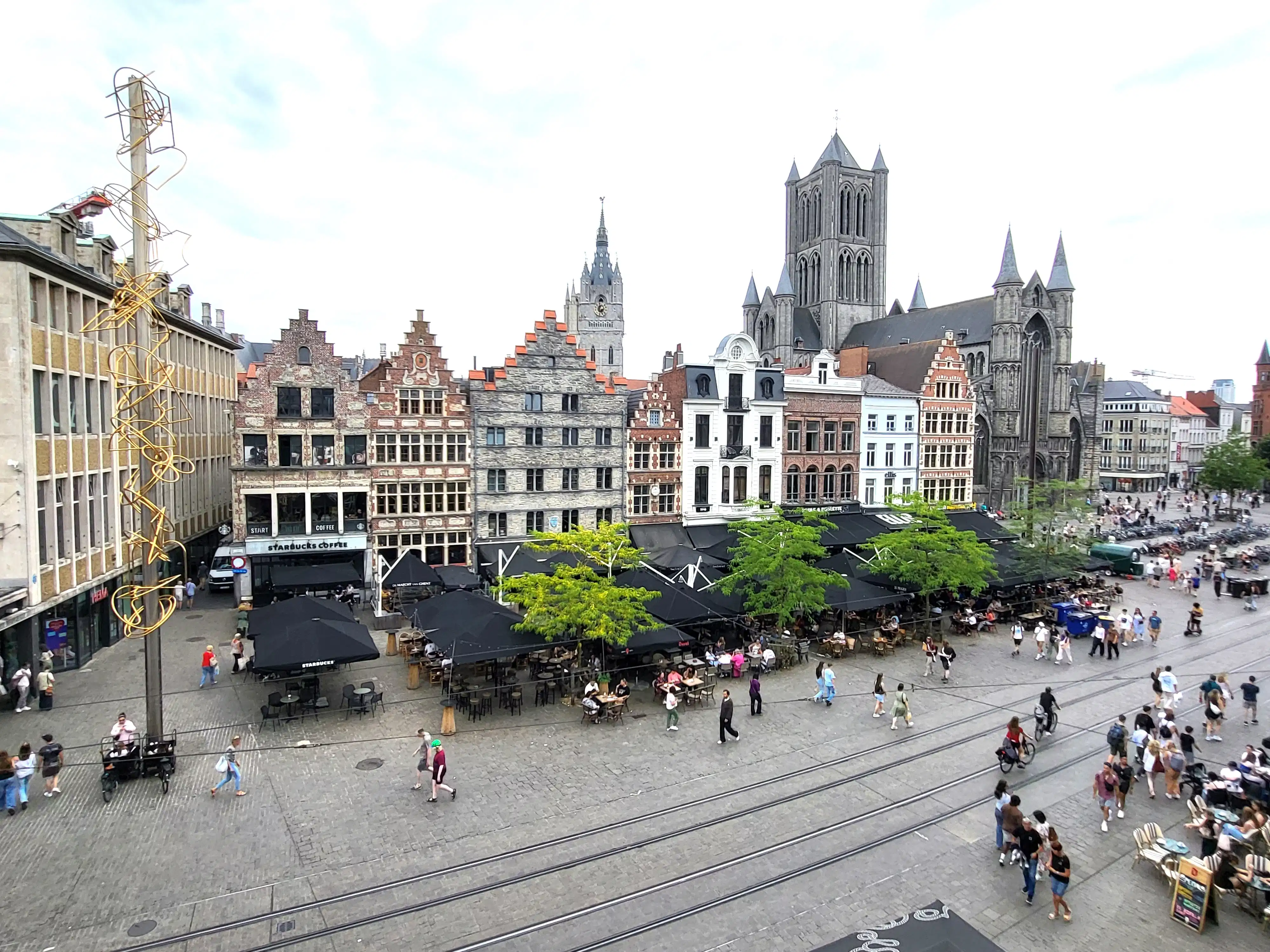 GERENOVEERD APPARTEMENT IN 2020 MET 1 SLAAPKAMER EN TERRAS, in het centrum van Gent.  foto 22
