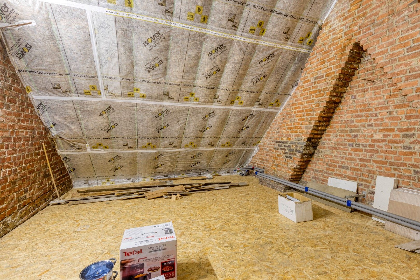 Verzorgde woning met diepe tuin, carport én uitweg! foto 17