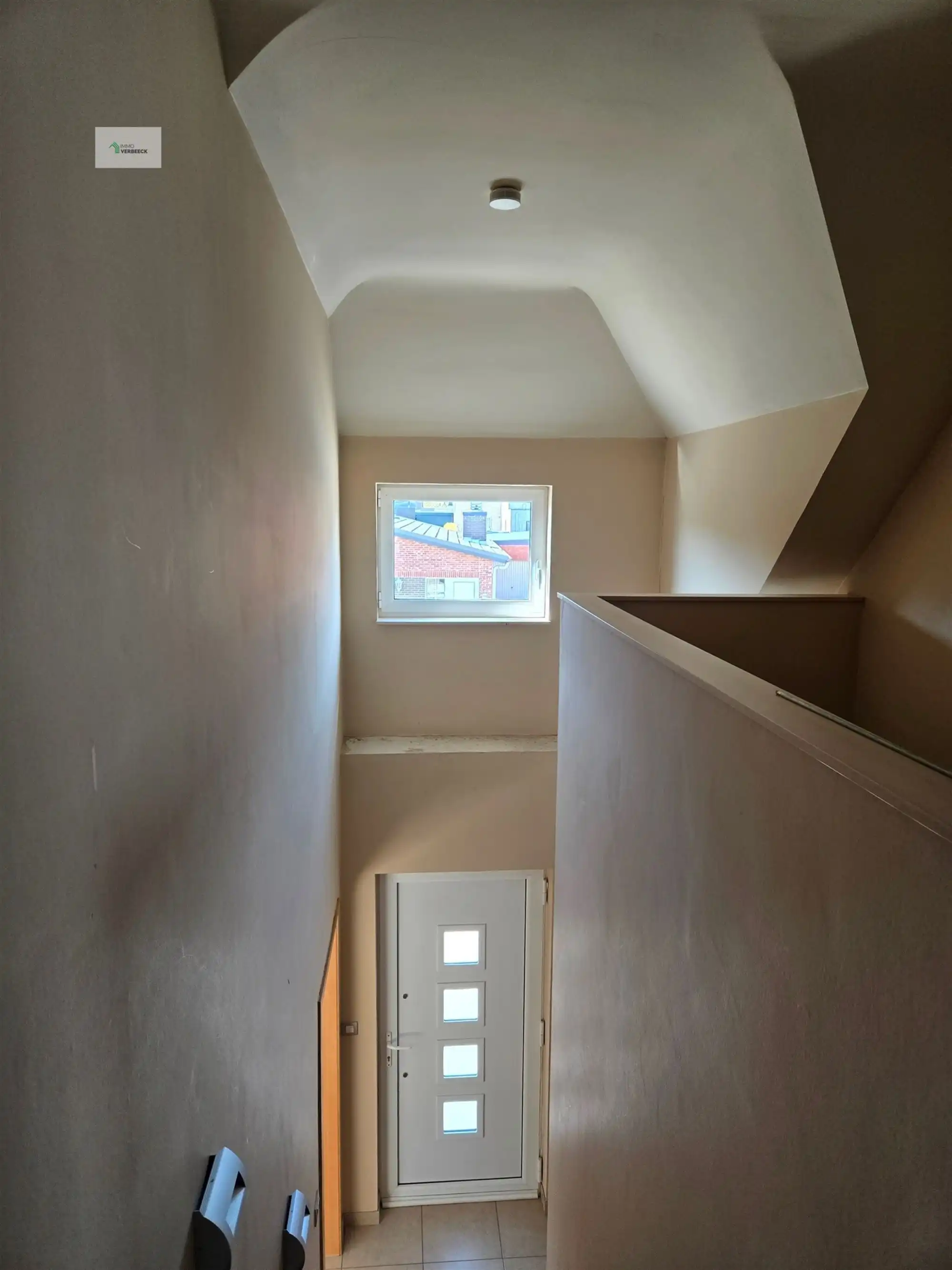 Ruime Woning met 3 Slaapkamers in Bale foto 26