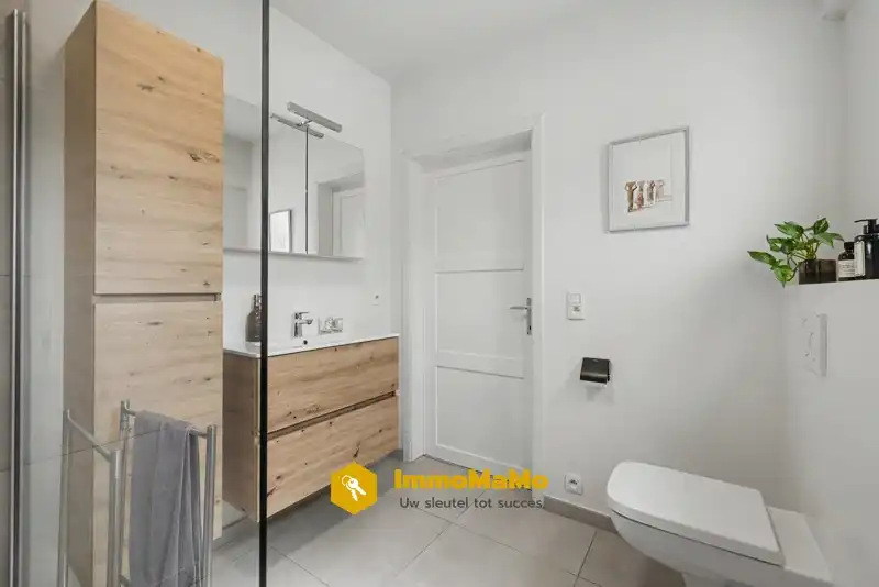 VERKOCHT - INSTAPKLARE WONING MET 2 SLAAPKAMERS (OPTIE TOT 3DE) TE KOOP foto 16