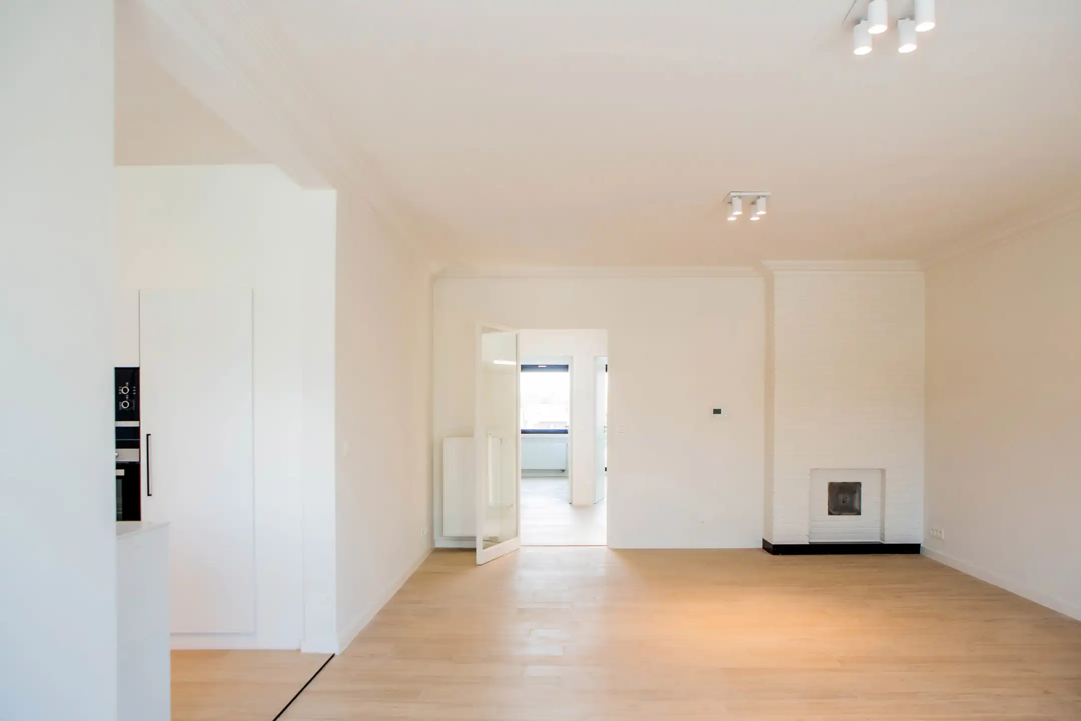 Verzorgd 2-slaapkamerappartement met terras in hartje Bonheiden foto 3