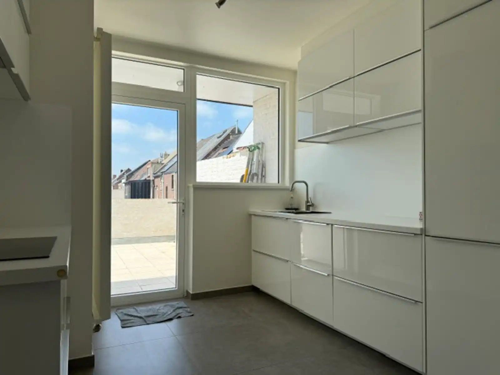 Te huur : Ruime instapklare woning nabij centrum Aalst foto 4