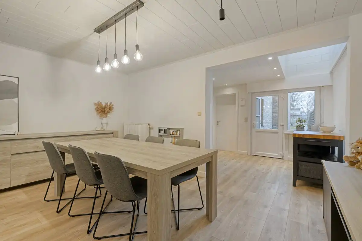 Ideale starterswoning met tuin en garage in Aalter foto 4