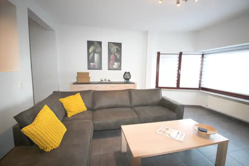 Ruim gemeubeld appartement met 2 slaapkamers foto 7