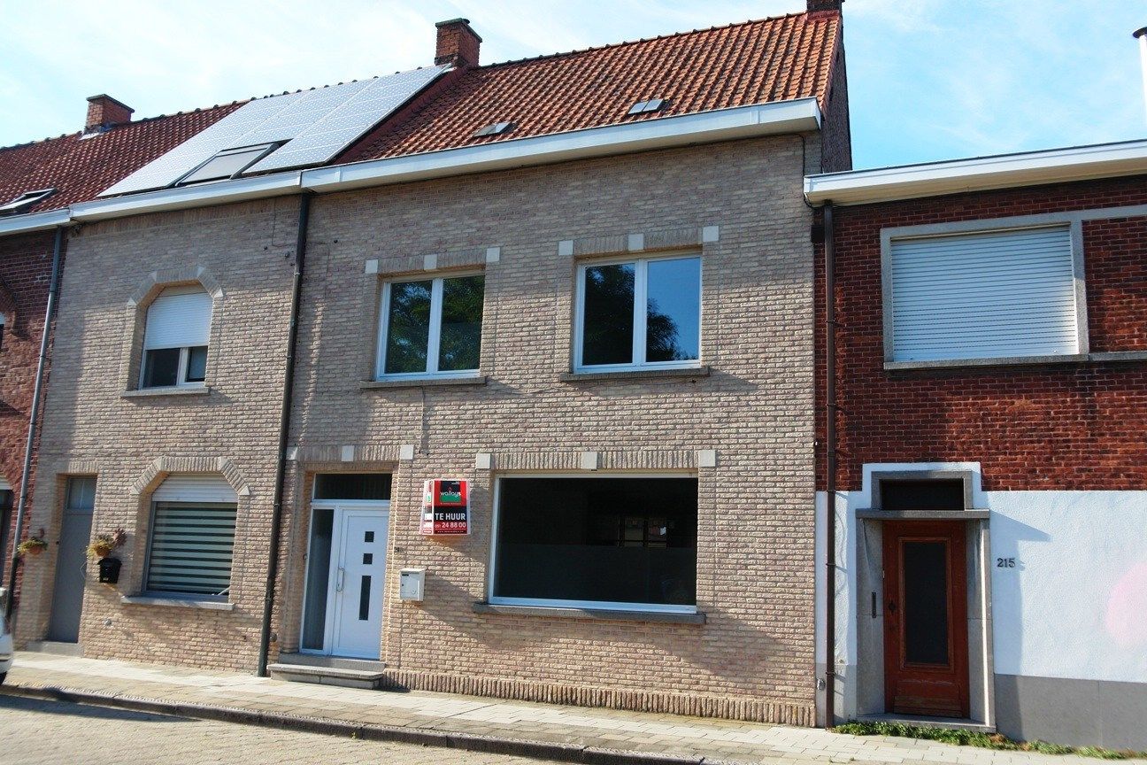 ()=>{if(producerUpdateValueVersion(node),producerAccessed(node),node.value===ERRORED)throw node.error;return node.value} Spanjestraat 213 - - 8800 Roeselare