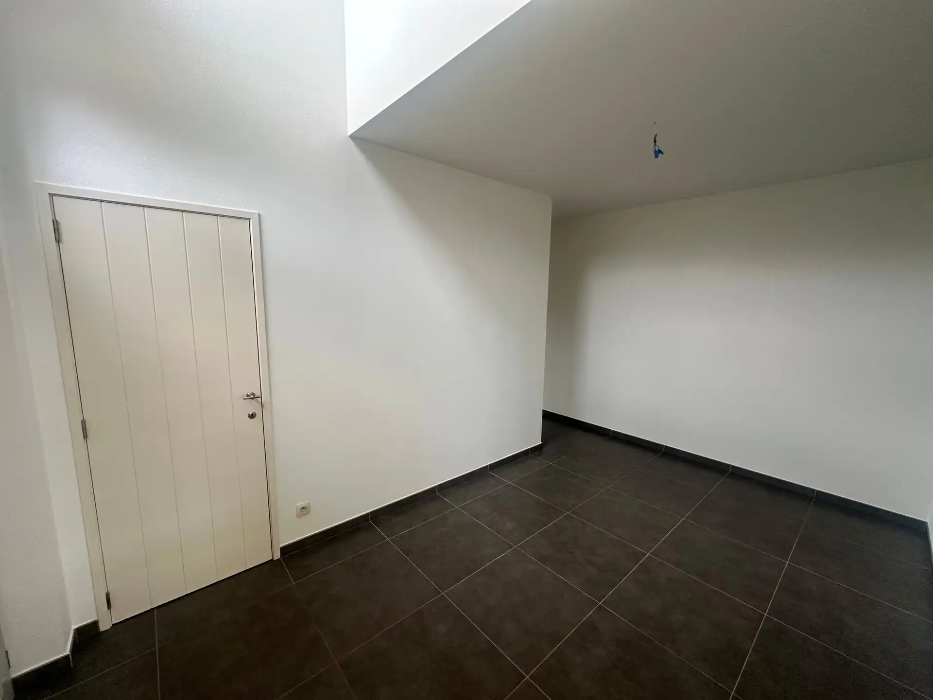 Klassevolle open bebouwing met 4 slaapkamers en prachtig landelijk uitzicht foto 12
