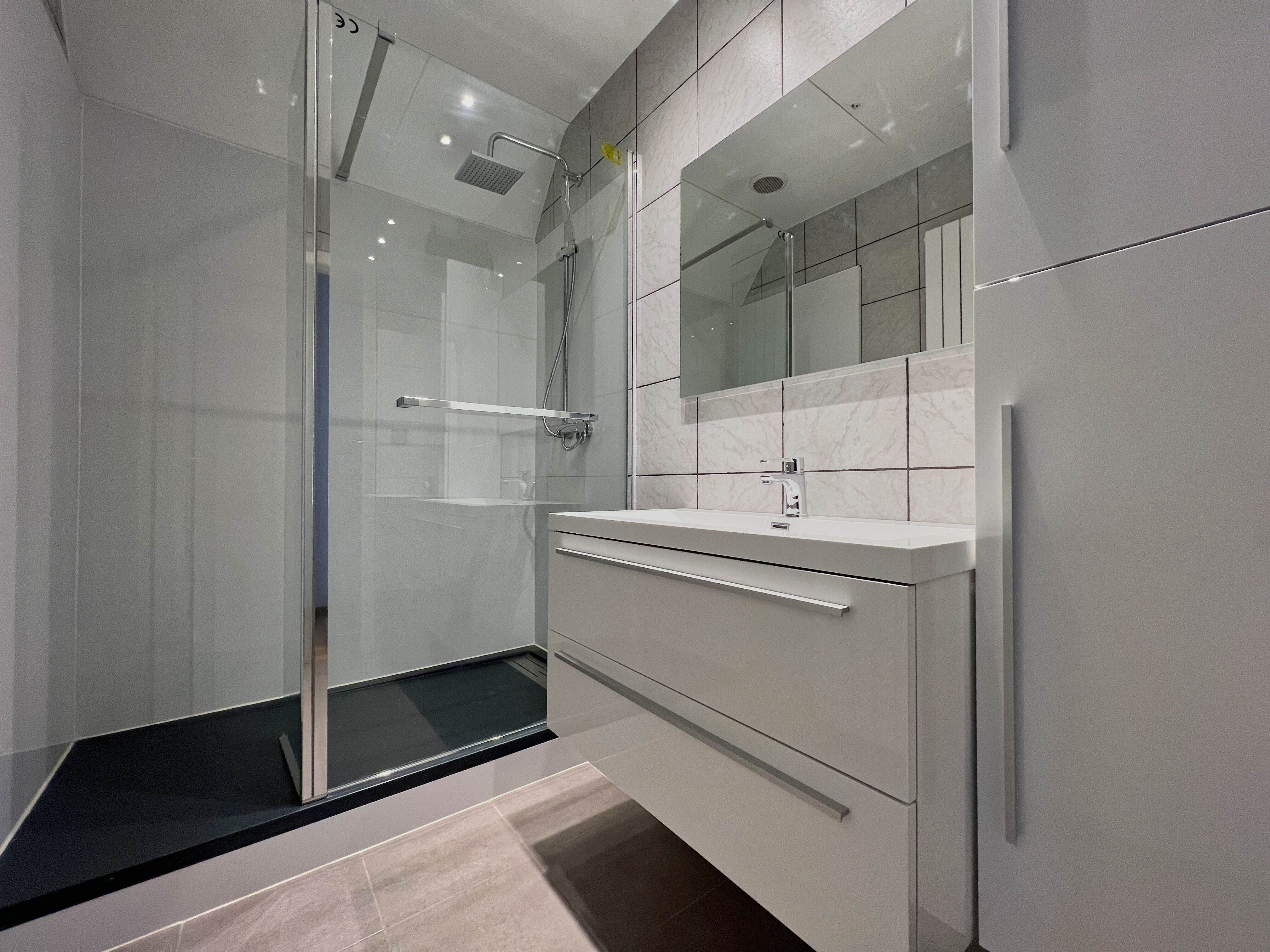 Ruime villa met 5/6 slpks met prachtige tuin (1198m²)! foto 13