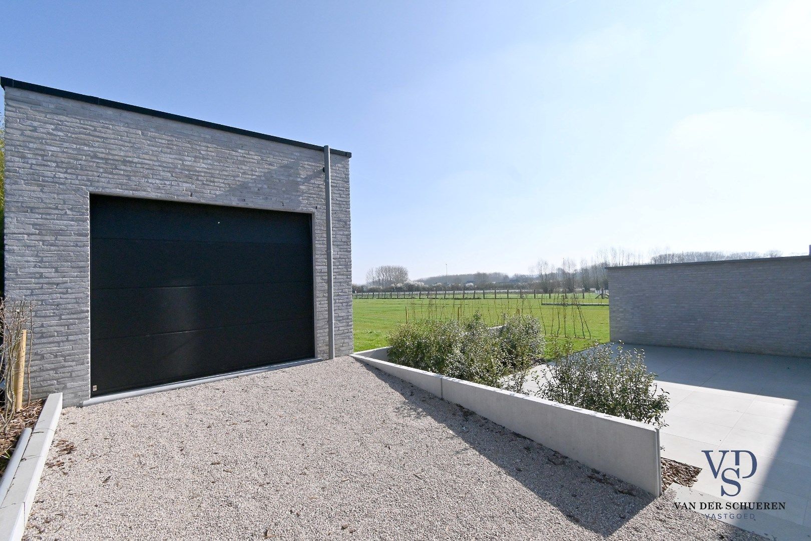 IN OPTIE ! Half Open Bebouwing met afzonderlijke garage  foto 37