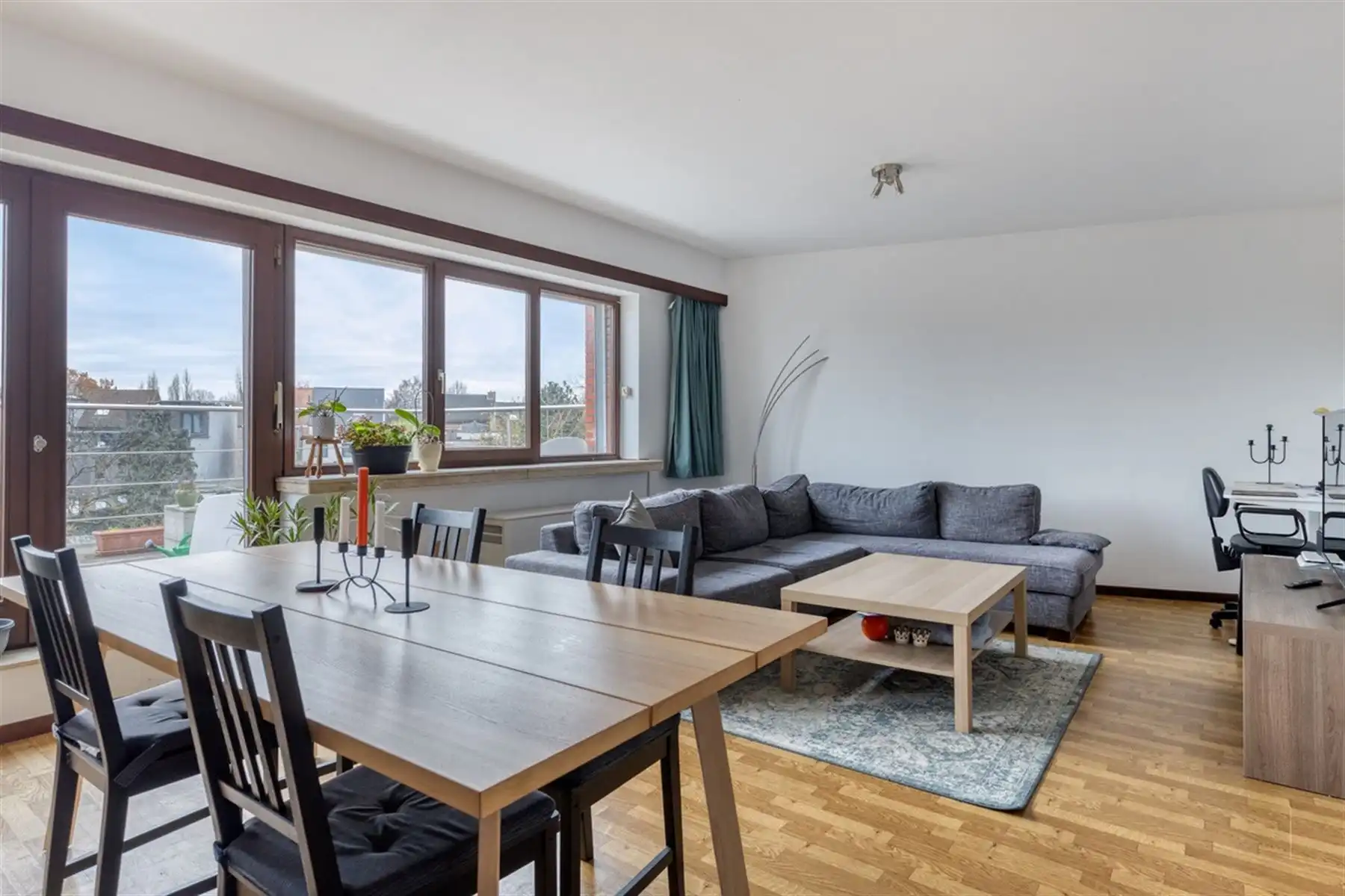 Appartement met 2 slaapkamers, terras en garage foto 8